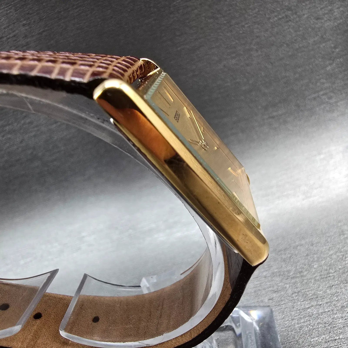 Seiko Tank Watch Men 25mm Gold Dial Gold Tone Rectangle V700-5K30 New Battery JP3