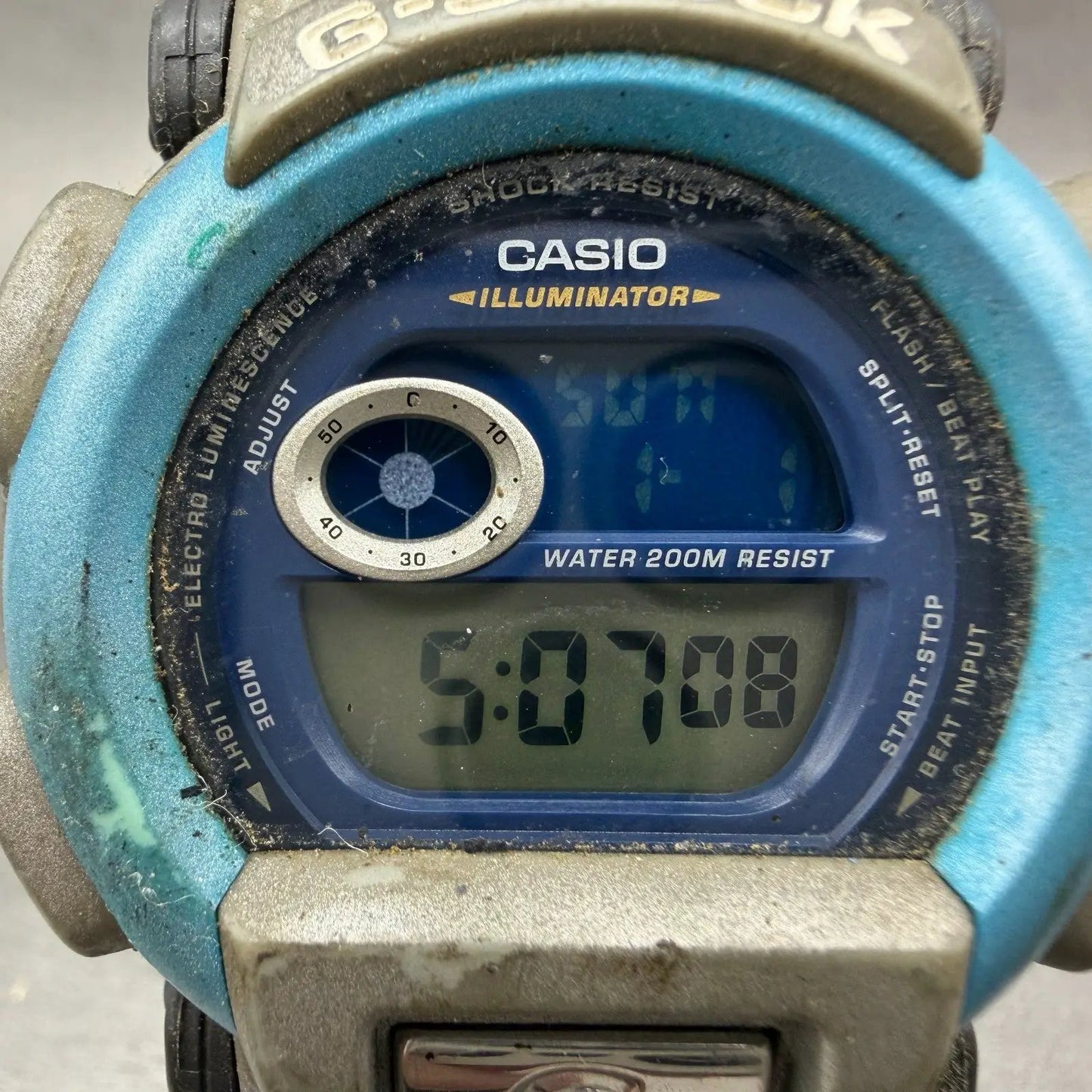 48223015