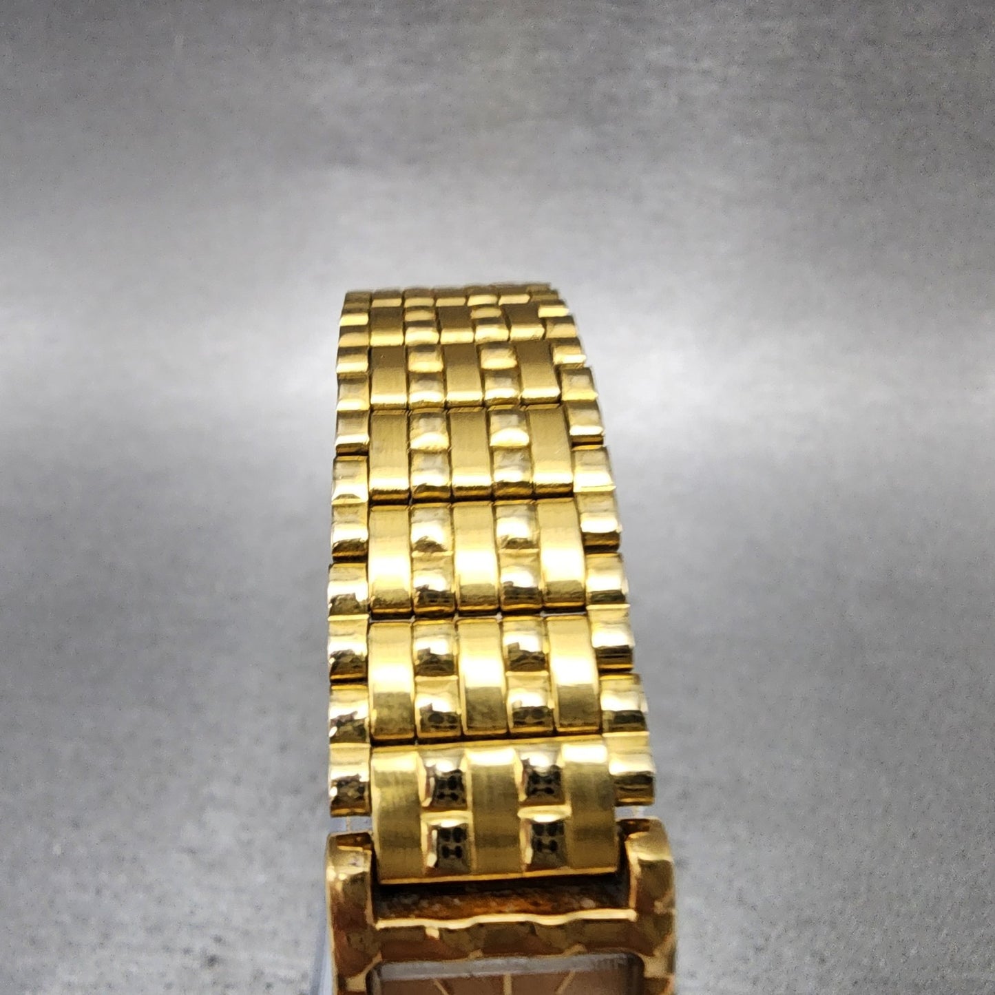 Seiko Tank Watch Women 16mm Gold Dial Gold Tone Rectangle 1N015A69 New Battery4