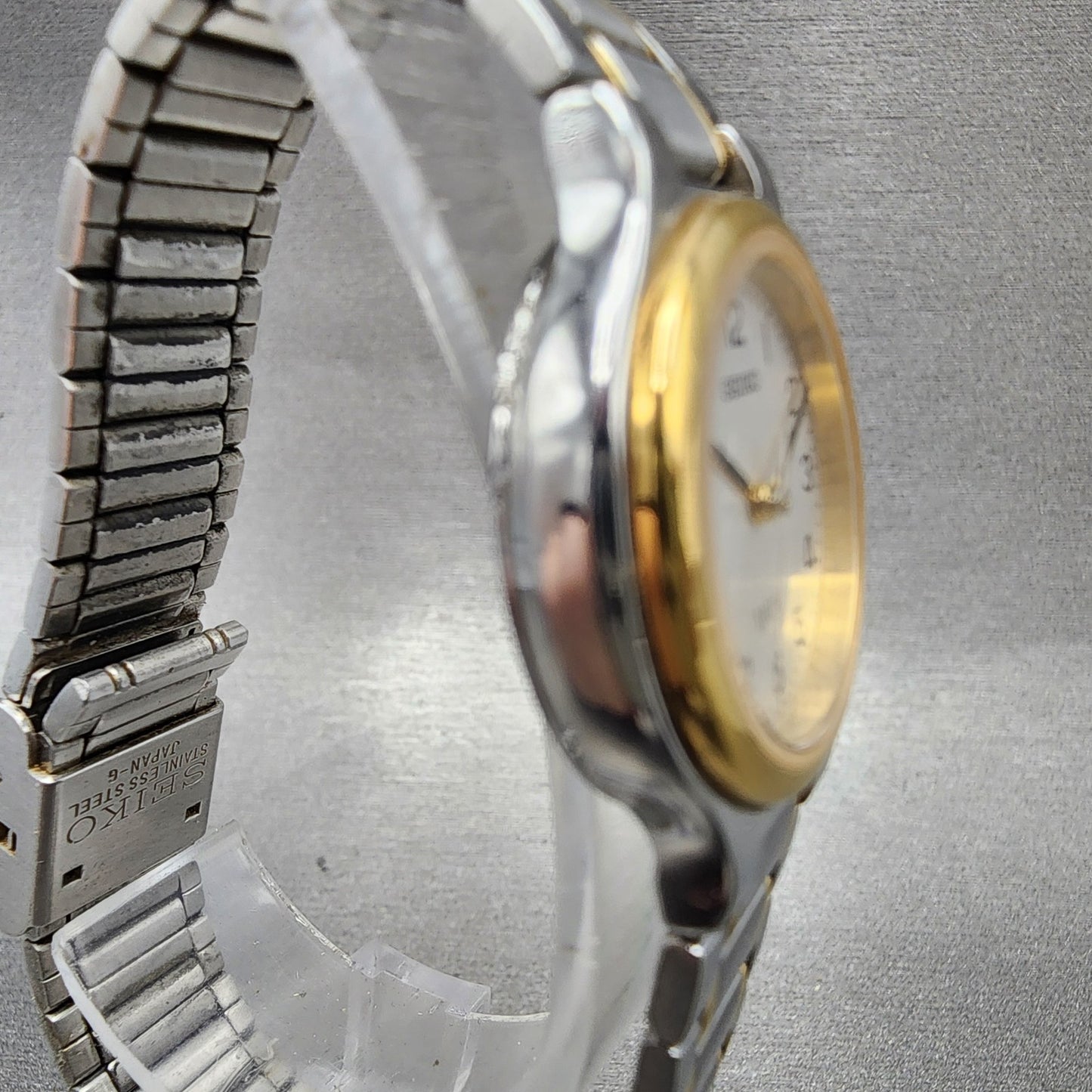 Seiko Spirit Watch Women 25mm Silver Dial Two Tone Round 7N016A80 New Battery3