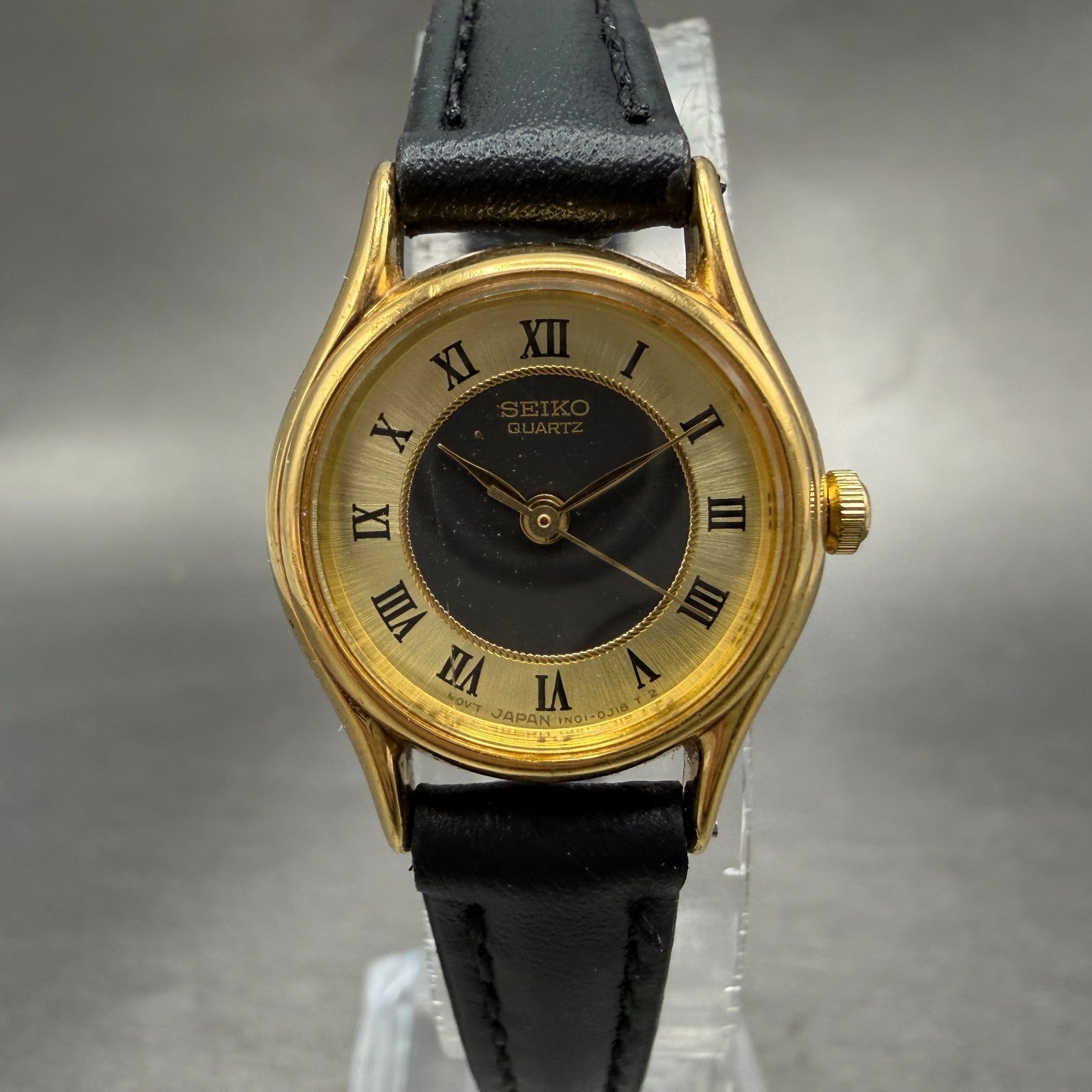 Seiko Watch Women 21mm Black Dial Gold Tone Round 1N01-0E19 New Battery Vintage10