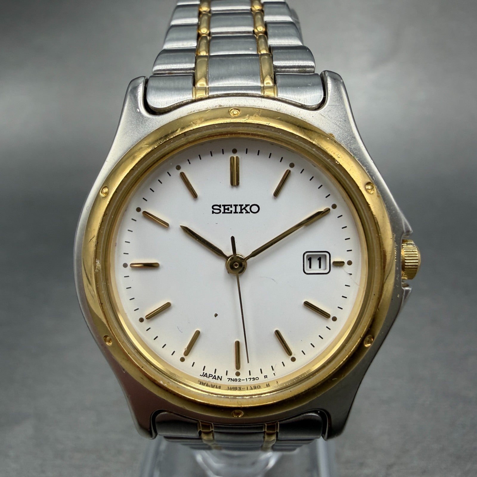 Seiko Watch Women 28mm White Dial Two Tone Date Round 7N82-0790 New Battery VTG0