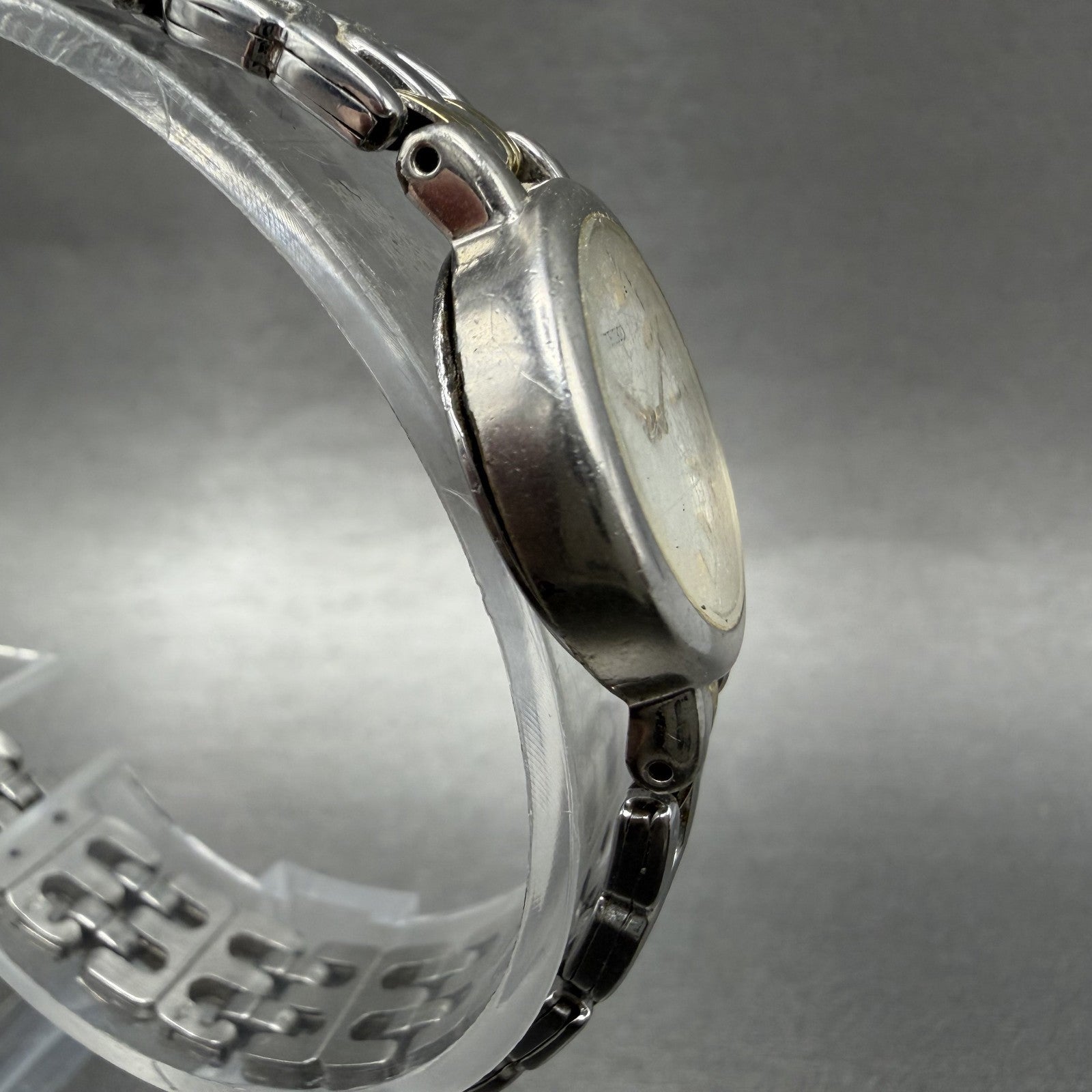 Seiko Watch Women 21mm White Dial Two Tone Round 1N00-1E09 New Battery ABC3