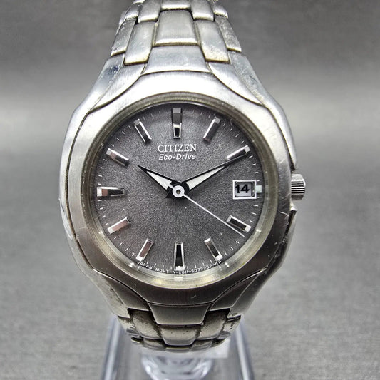 Citizen Eco-Drive Watch Women 25mm Gray Dial Steel Date READ!! E011-S049601 Runs0