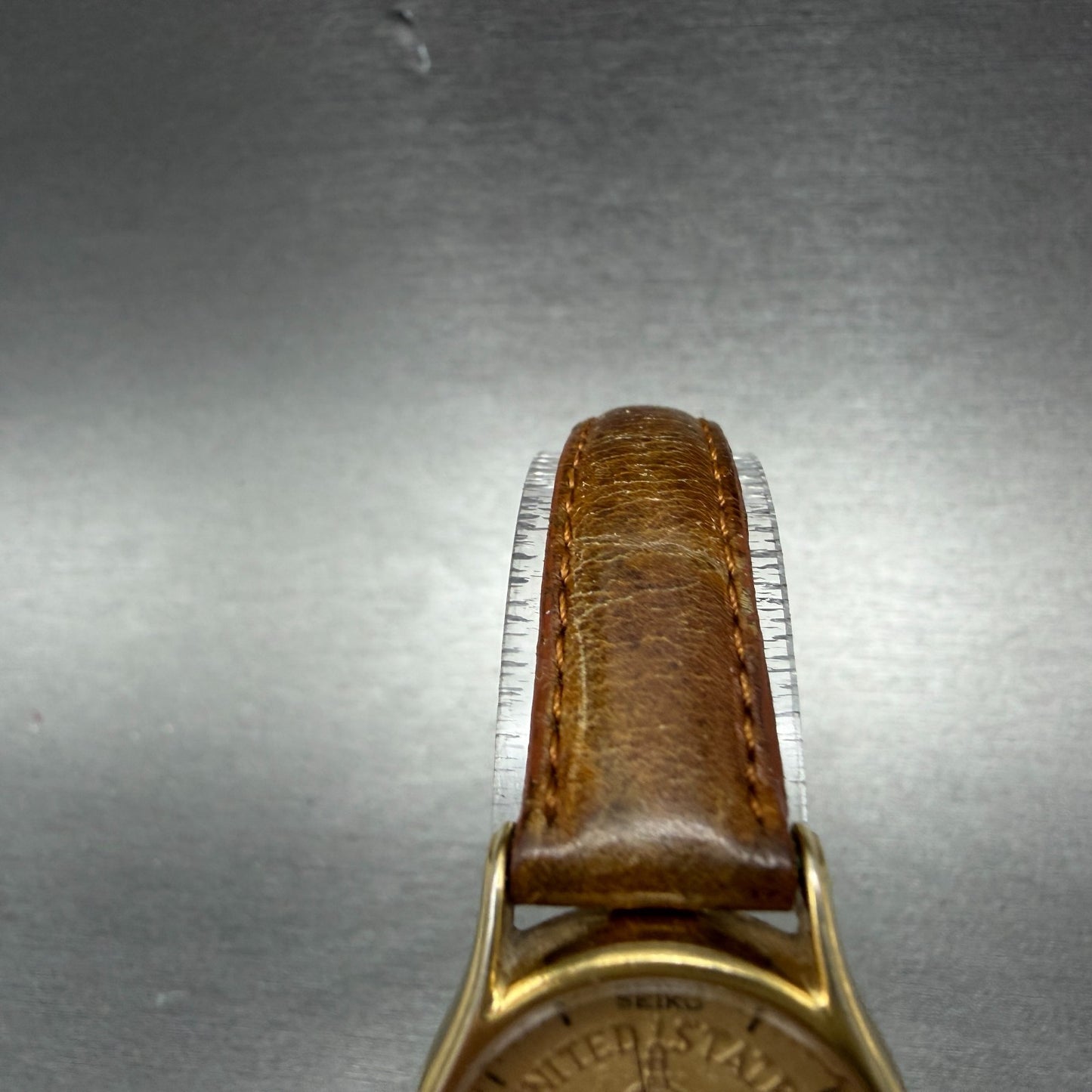 Seiko Watch Women 22mm Champagne Dial Gold Tone Round Date 3Y02-0119 New Battery4