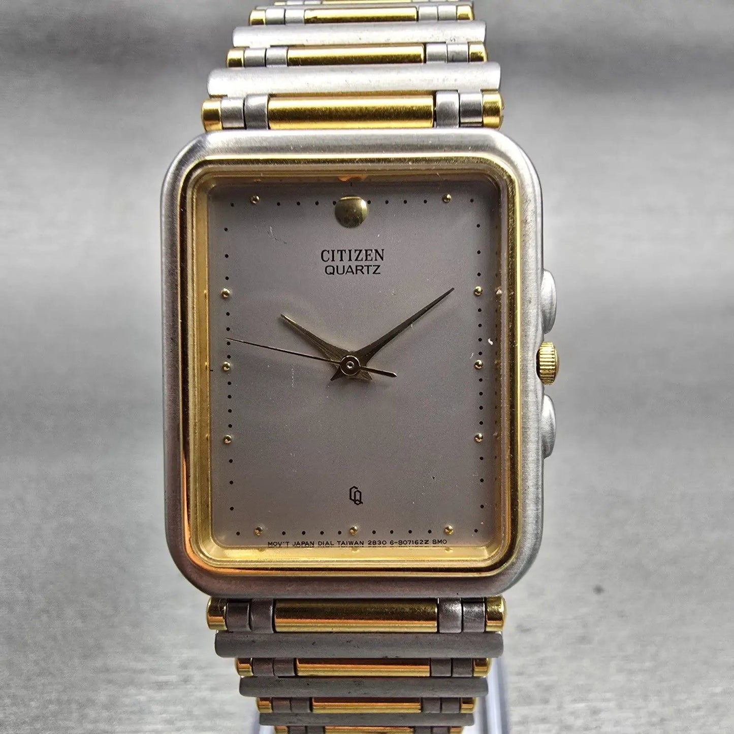 Citizen CQ Watch Men 24mm Gray Dial Two Tone Rectangle 2830-898974 New Battery0