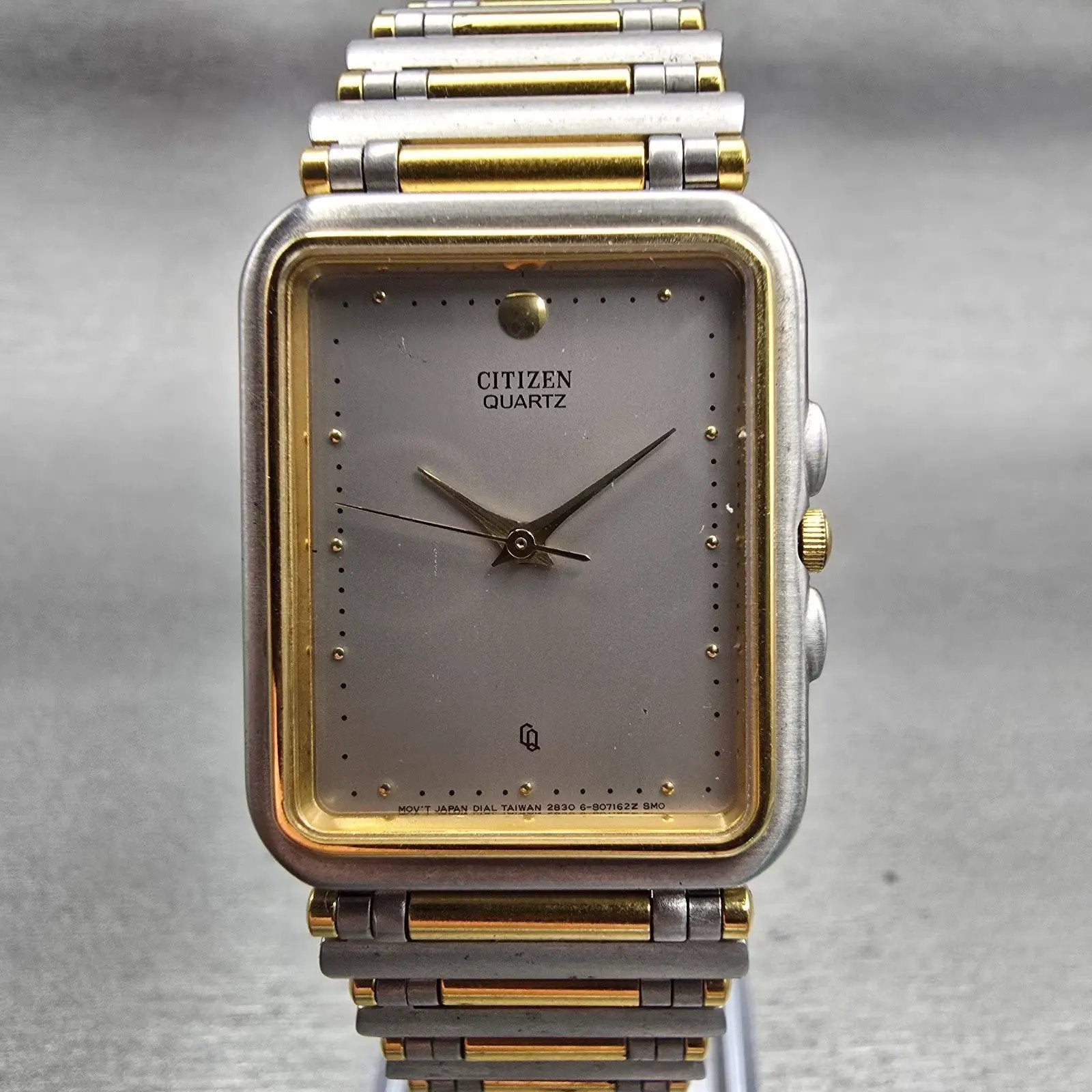 Citizen CQ Watch Men 24mm Gray Dial Two Tone Rectangle 2830-898974 New Battery0