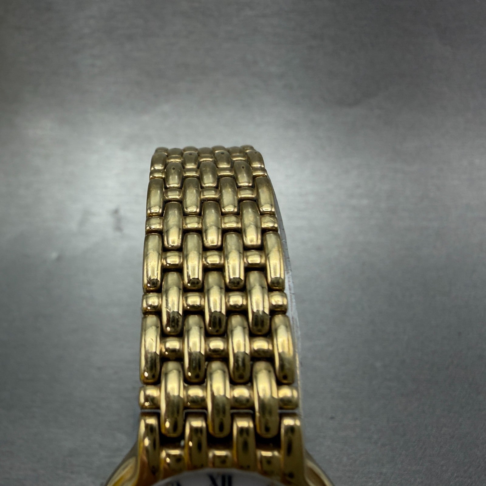 Raymond Weil Watch Women 24mm White Dial Gold Plated Date Round 4702 New Battery4