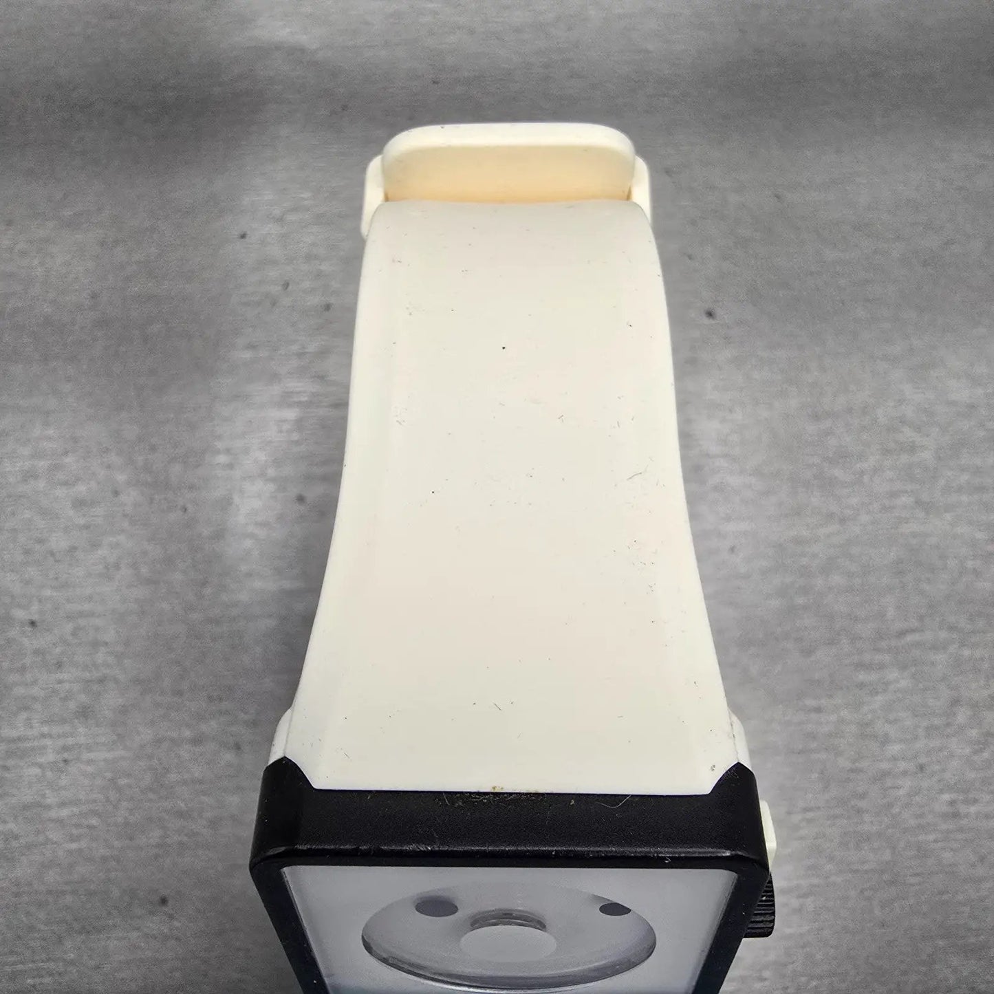 Nixon The Newton Watch Men 38mm White Dial Black Tone Square New Battery5