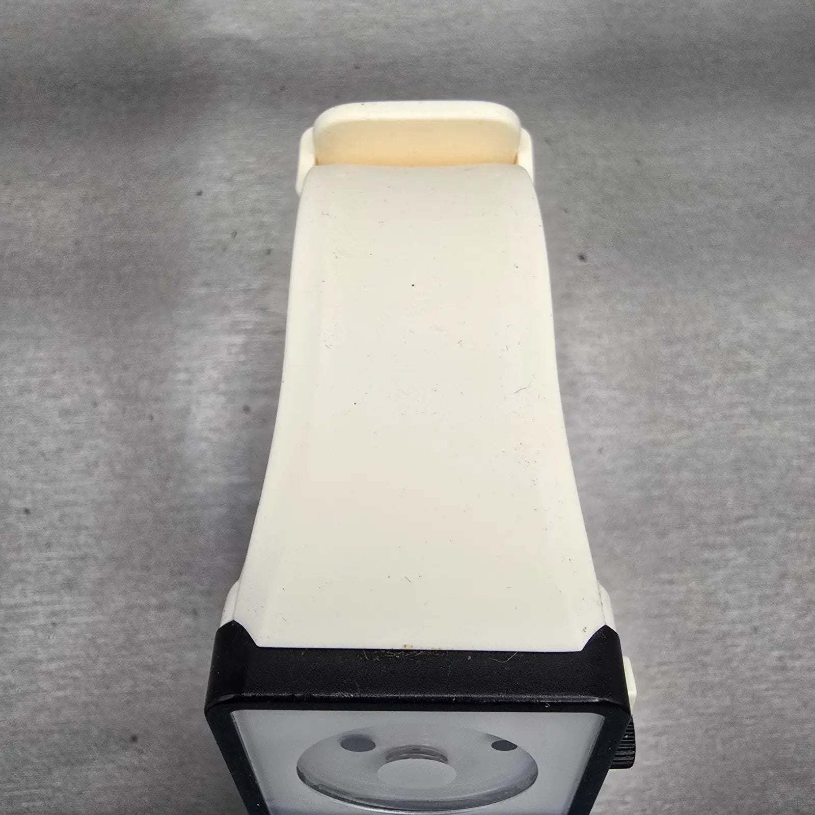 Nixon The Newton Watch Men 38mm White Dial Black Tone Square New Battery5