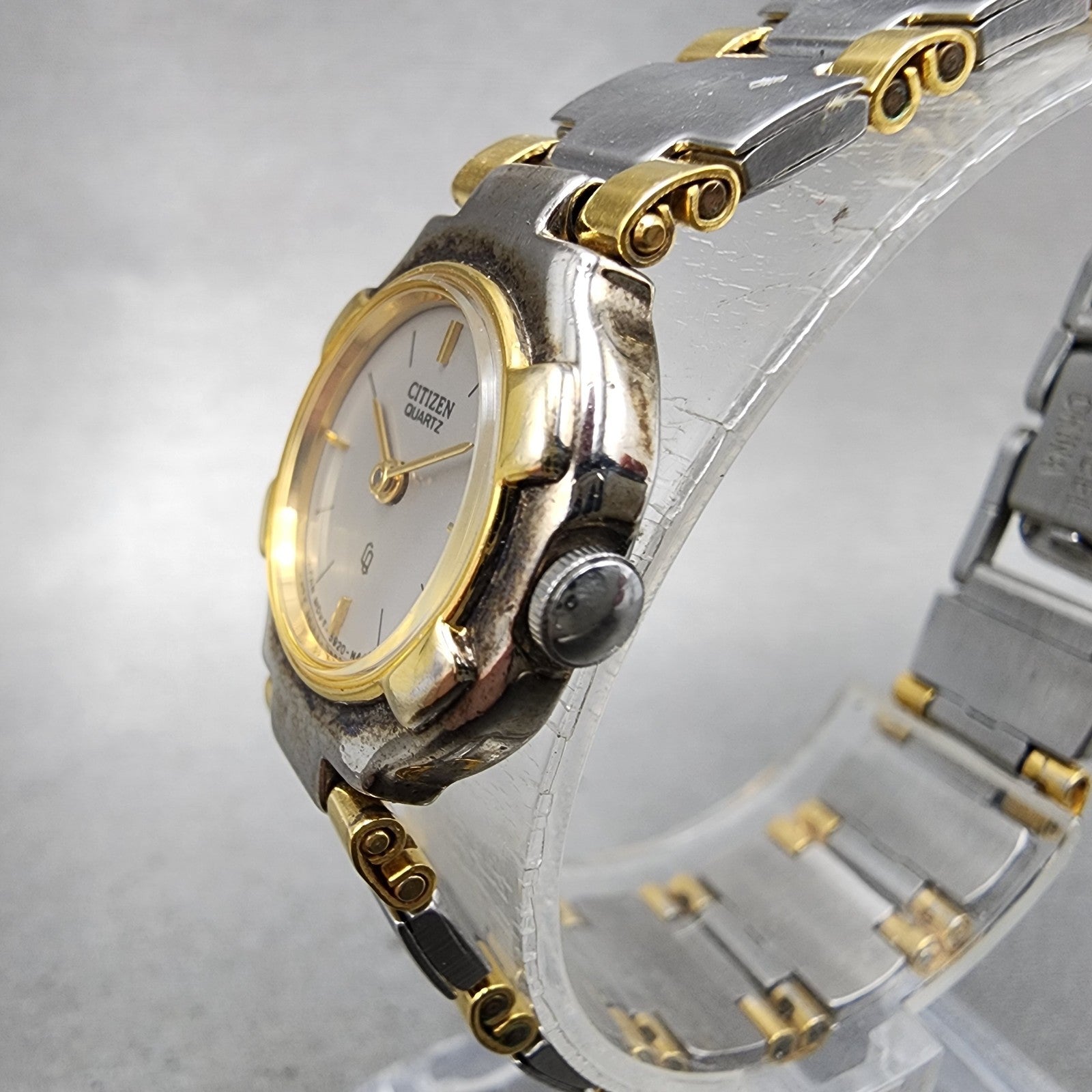 Citizen Watch Women 20mm Silver Dial Two Tone Round 5920S49593 New Battery2