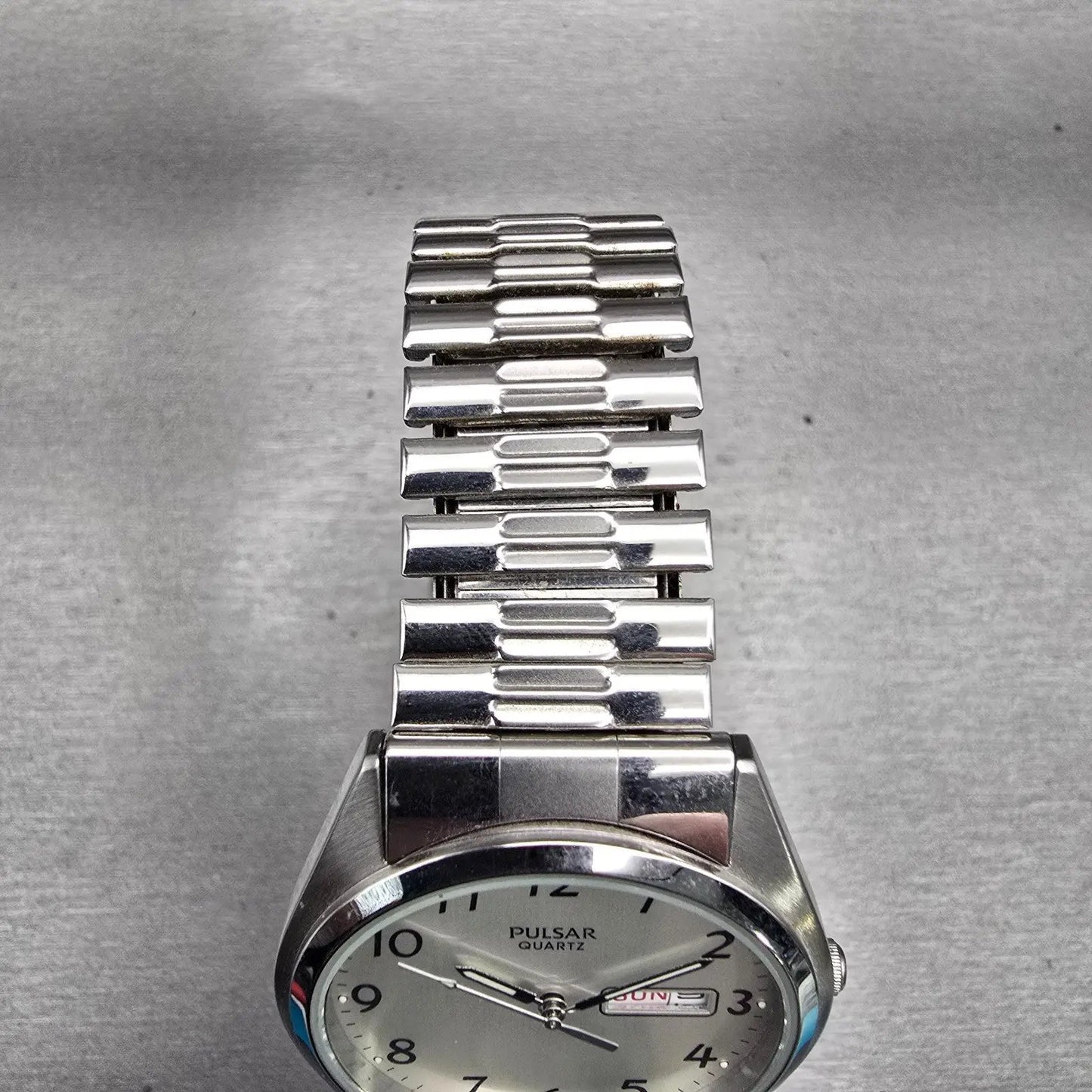 Seiko Pulsar Watch Men 36mm Silver Dial Silver Tone Daydate V533-9A00 New Batt4
