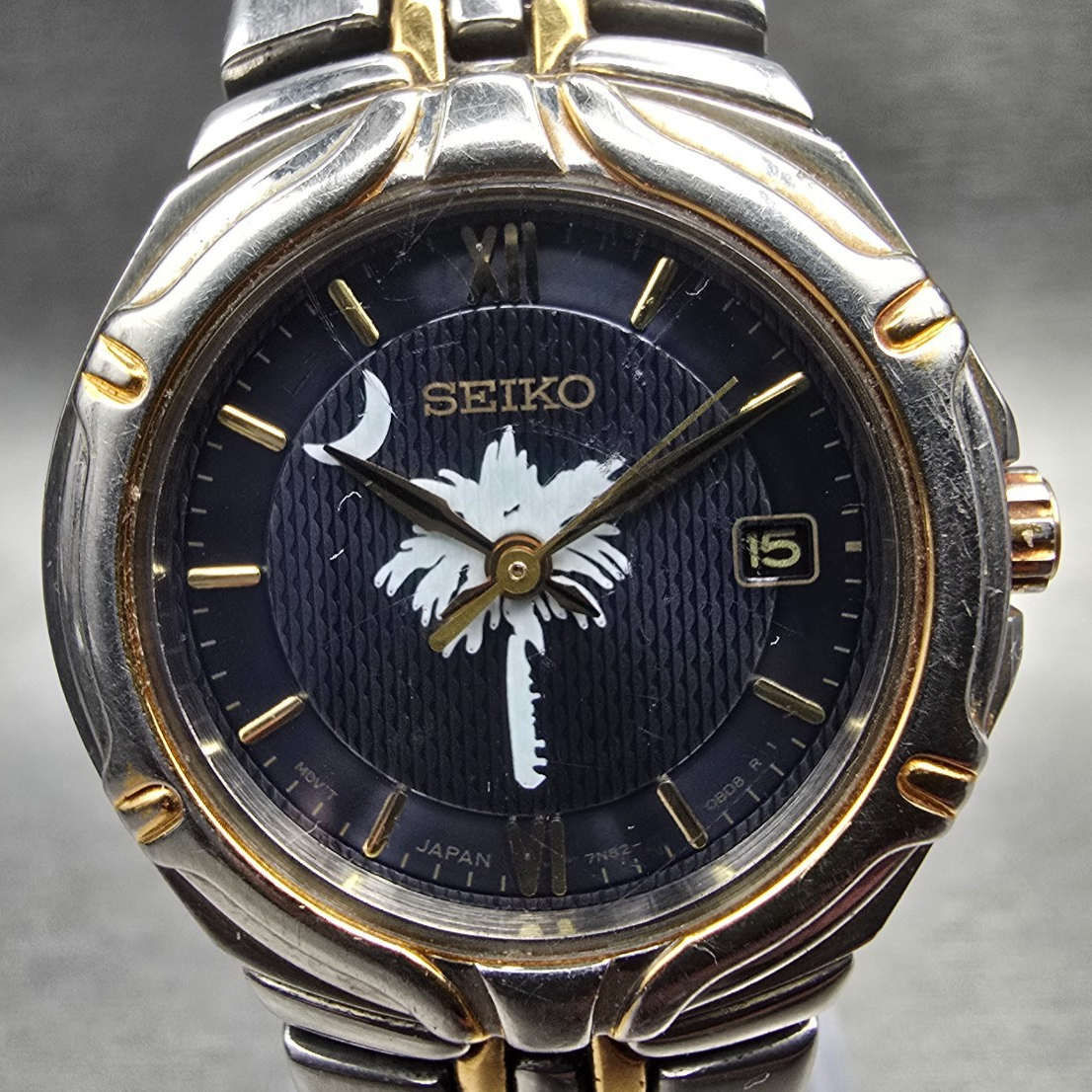 Seiko Watch Women 26mm Blue Dial Two Tone Date Round 7N82-0AT0 New Battery1