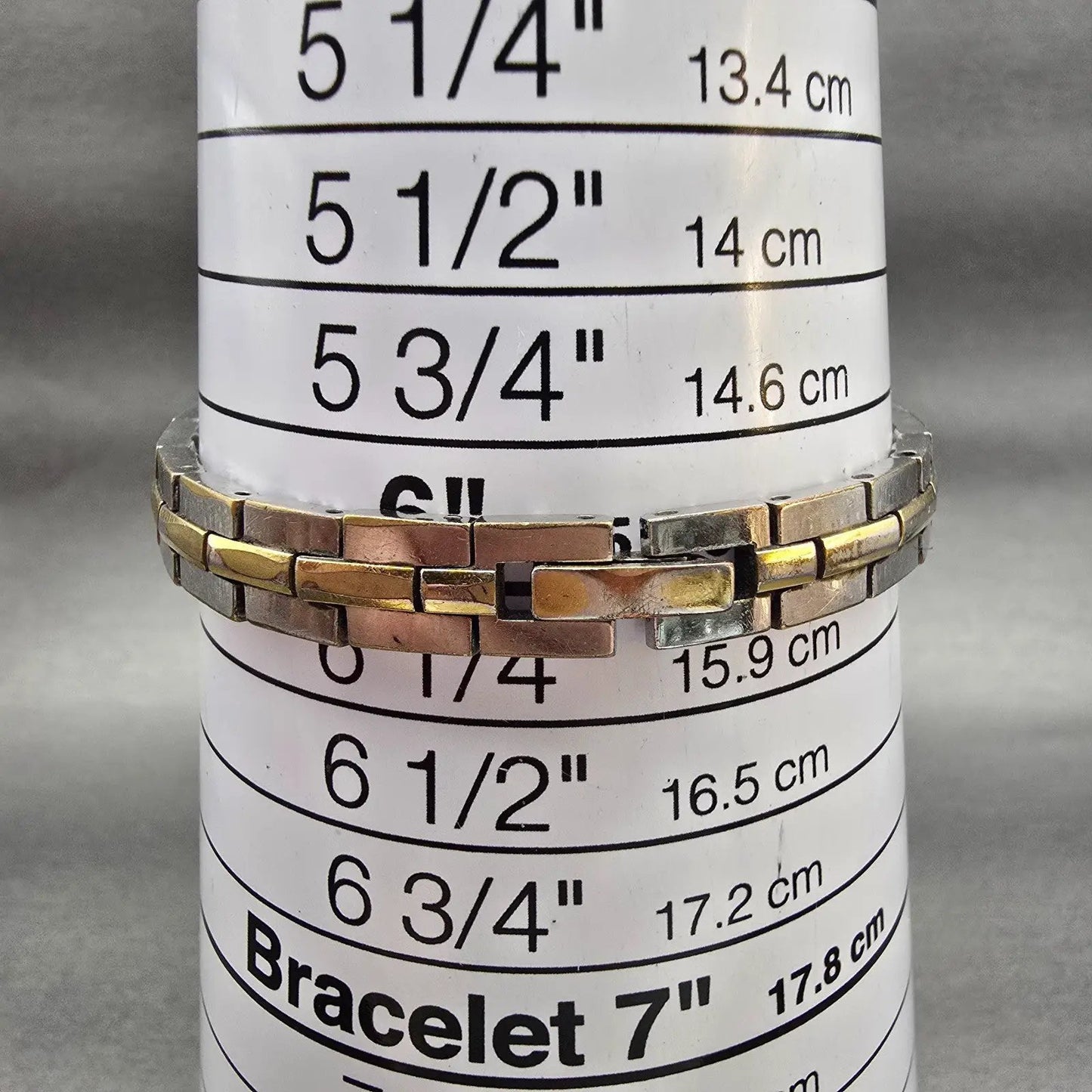 Seiko Watch Women 13mm White Dial Two Tone Rectangle 2E20-7479 New Battery VTG9