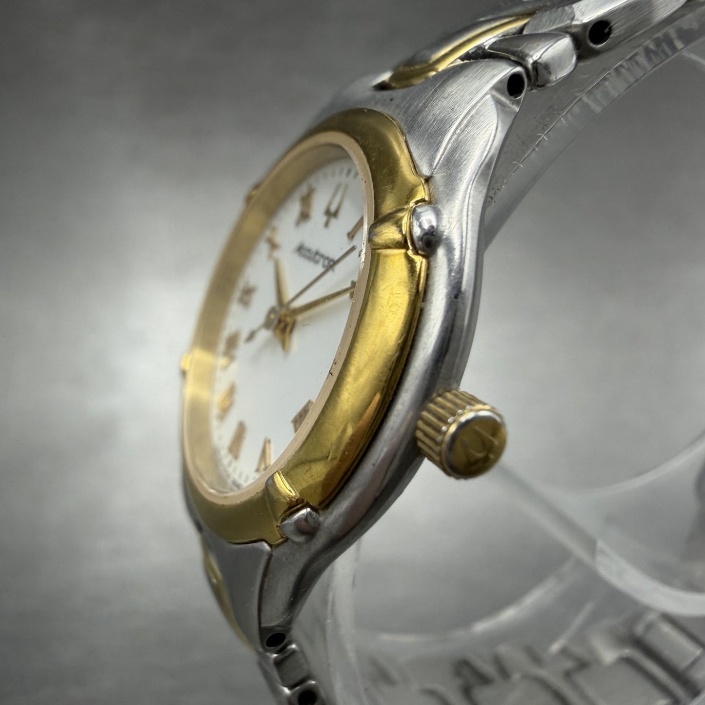 Bulova Accutron Watch Women 26mm White Dial Two Tone Date 28M04 New Batt READ!!!3
