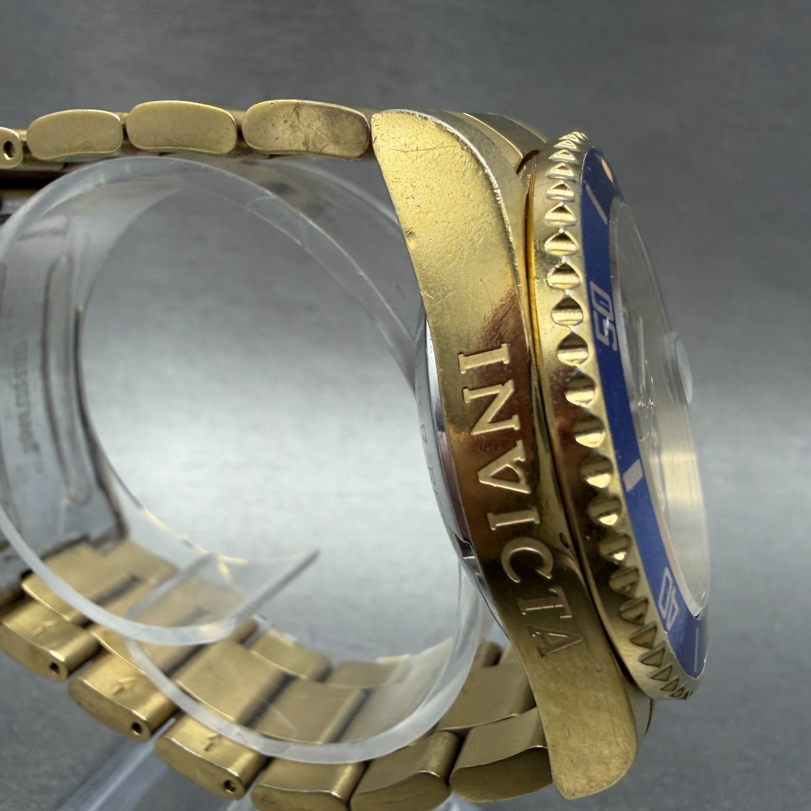 Invicta Pro Diver Watch Men 40mm Blue Dial Gold Tone Date Automatic 89300B Runs3