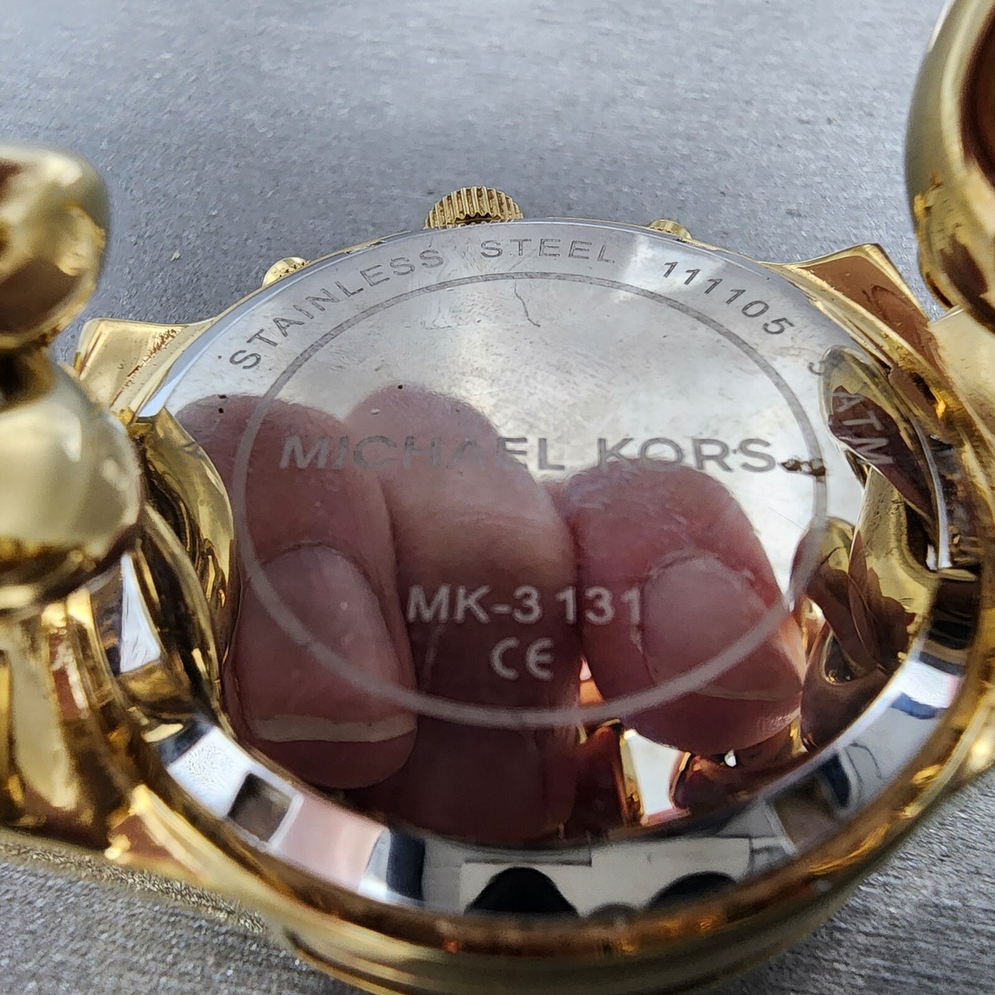 Michael Kors Runway Chronograph Watch Women 38mm Champagne Dial Gold New Batter9
