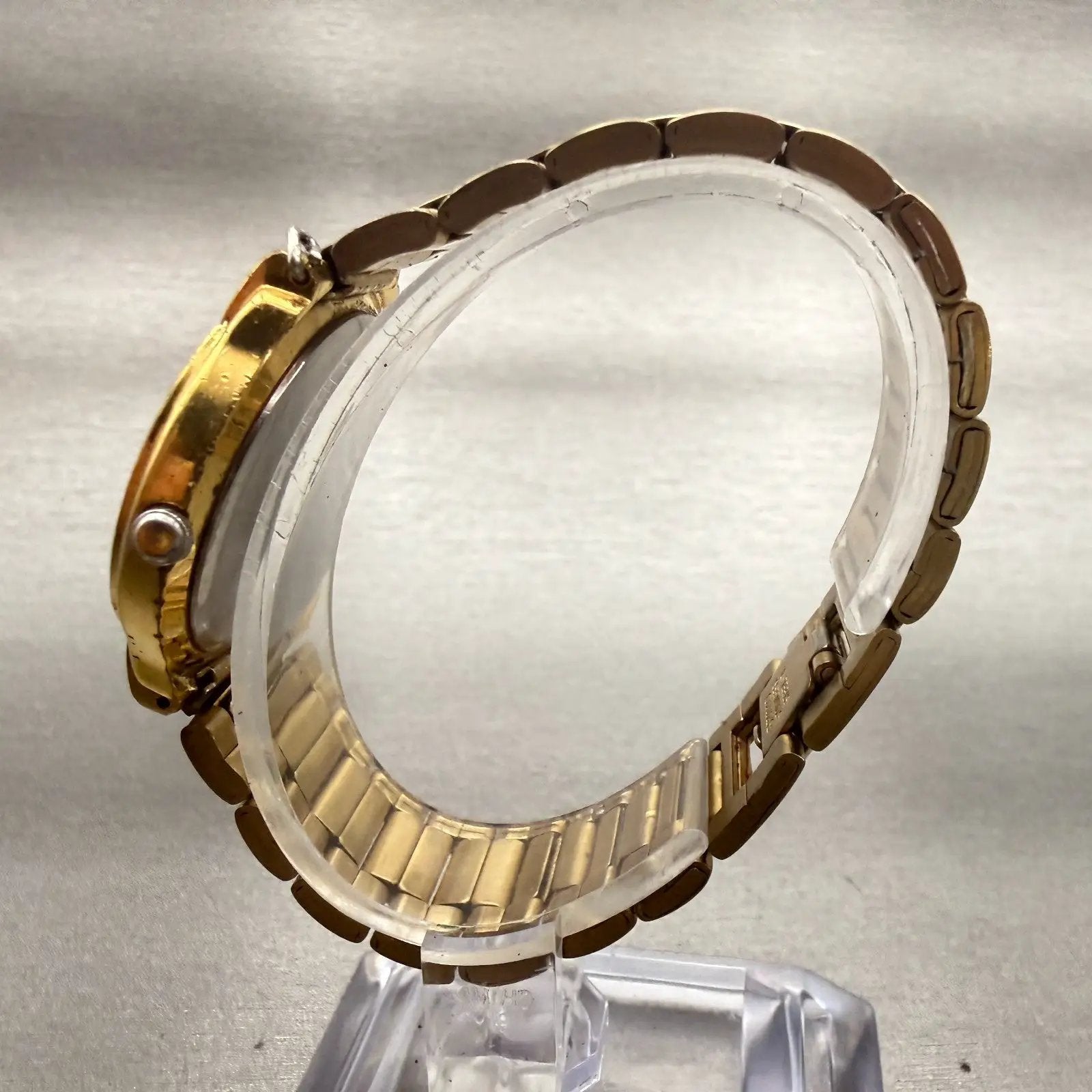 Seiko Watch Men 32mm Gold Dial Gold Tone Round V701-2B60 New Battery Vintage6