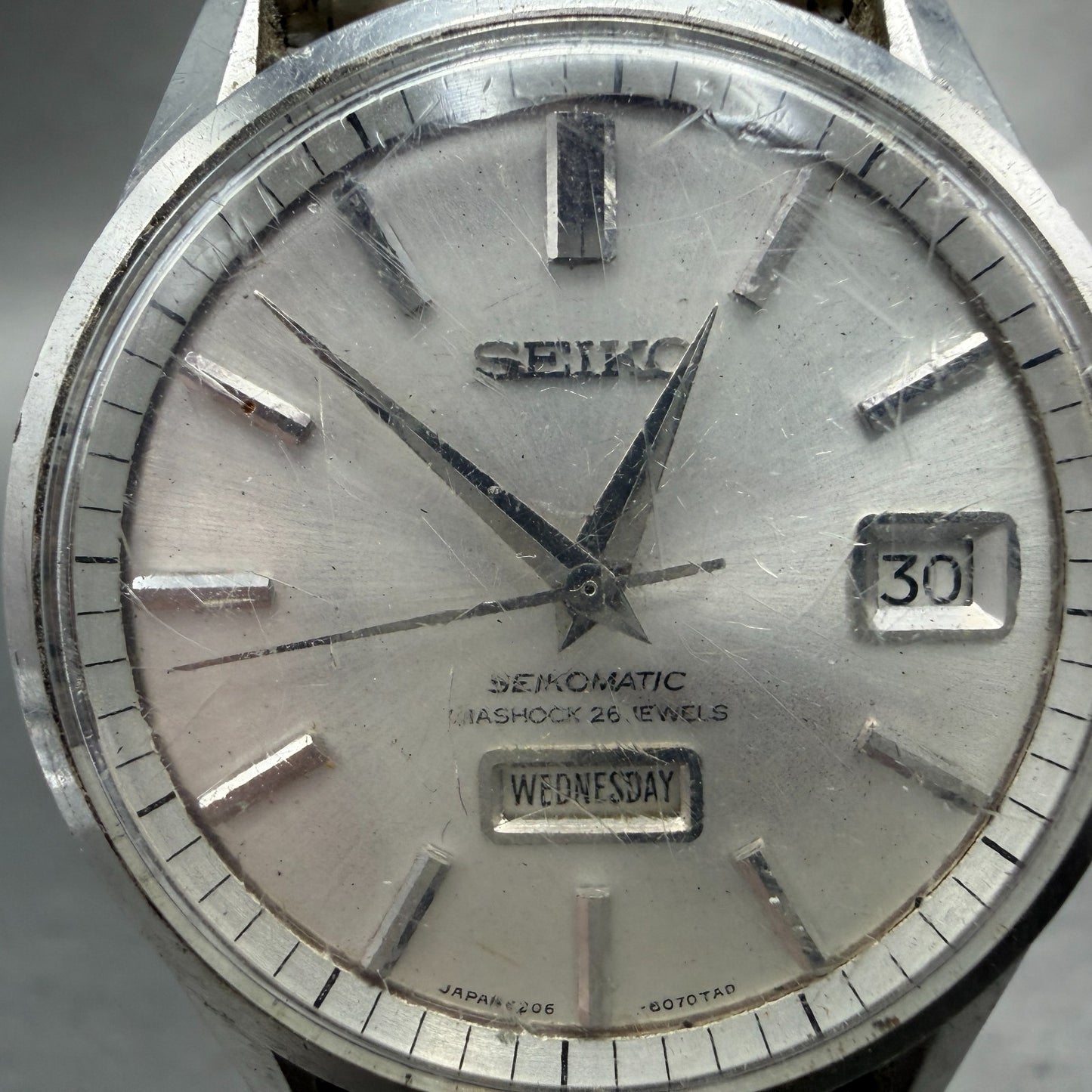 Seiko SeikoMatic Watch Men 36mm Silver Dial Silver Tone Daydate 6206-8040 PARTS2