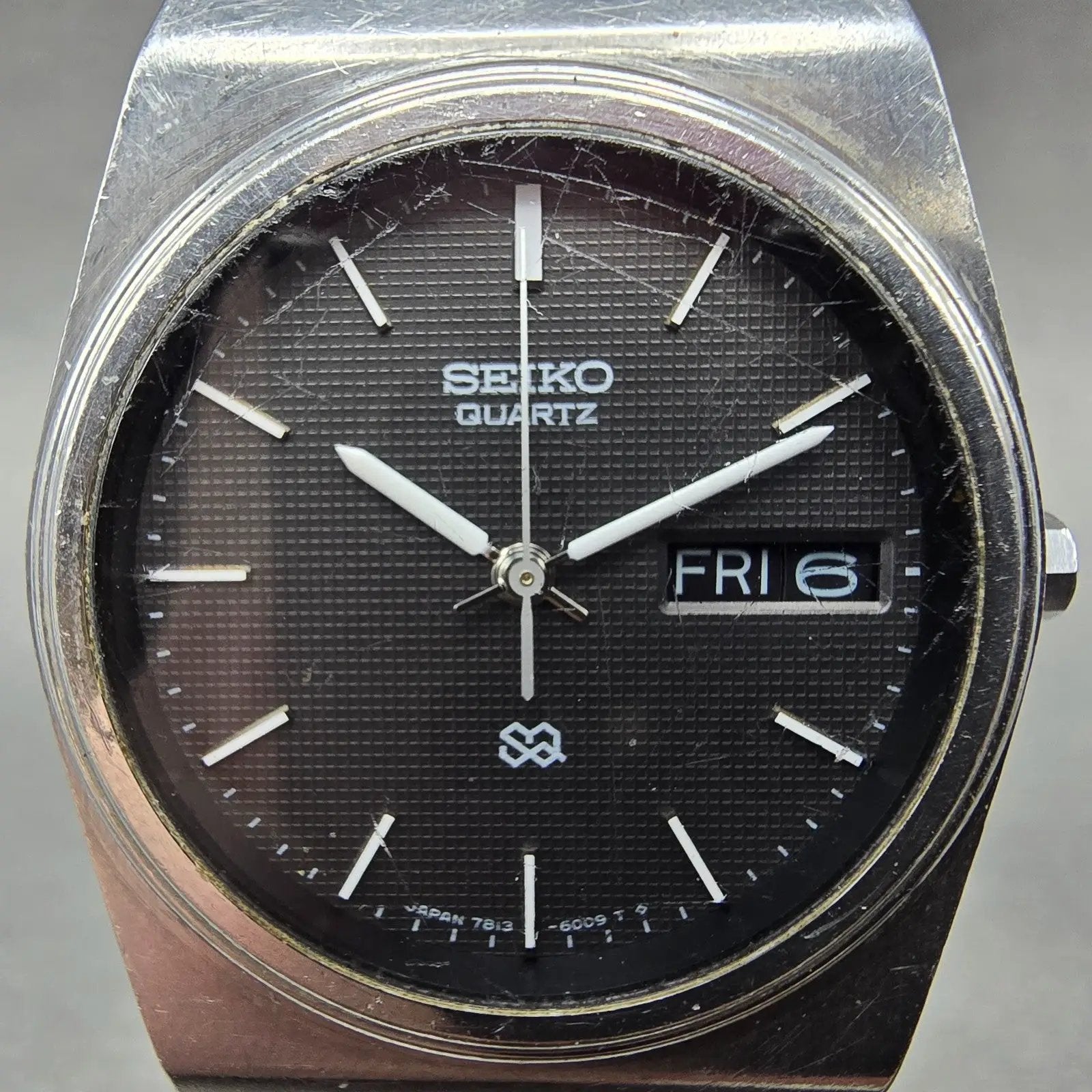 Seiko SQ Watch Men 34mm Black Dial Silver Tone Daydate Round 7813-6019 New Batt2