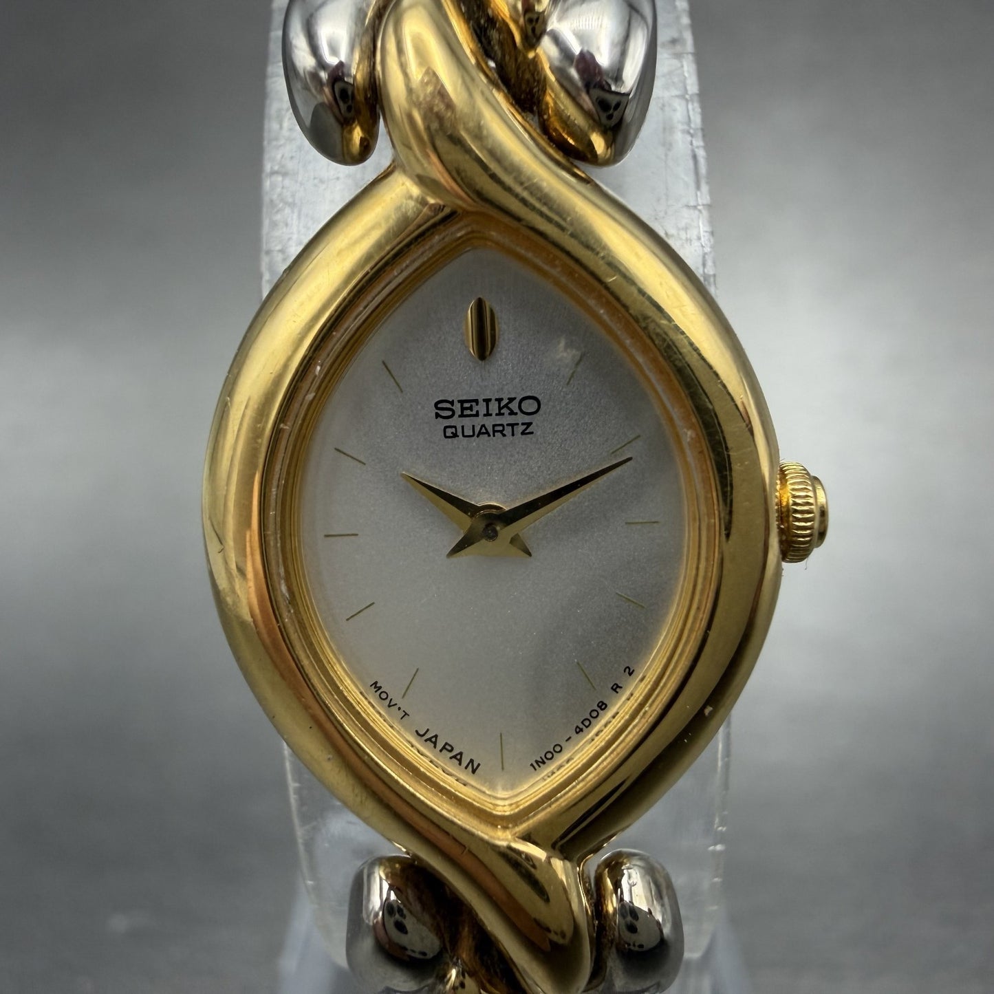 Seiko Watch Women 17mm Silver Dial Two Tone Oval Vintage 1N00-6C79 New Battery1