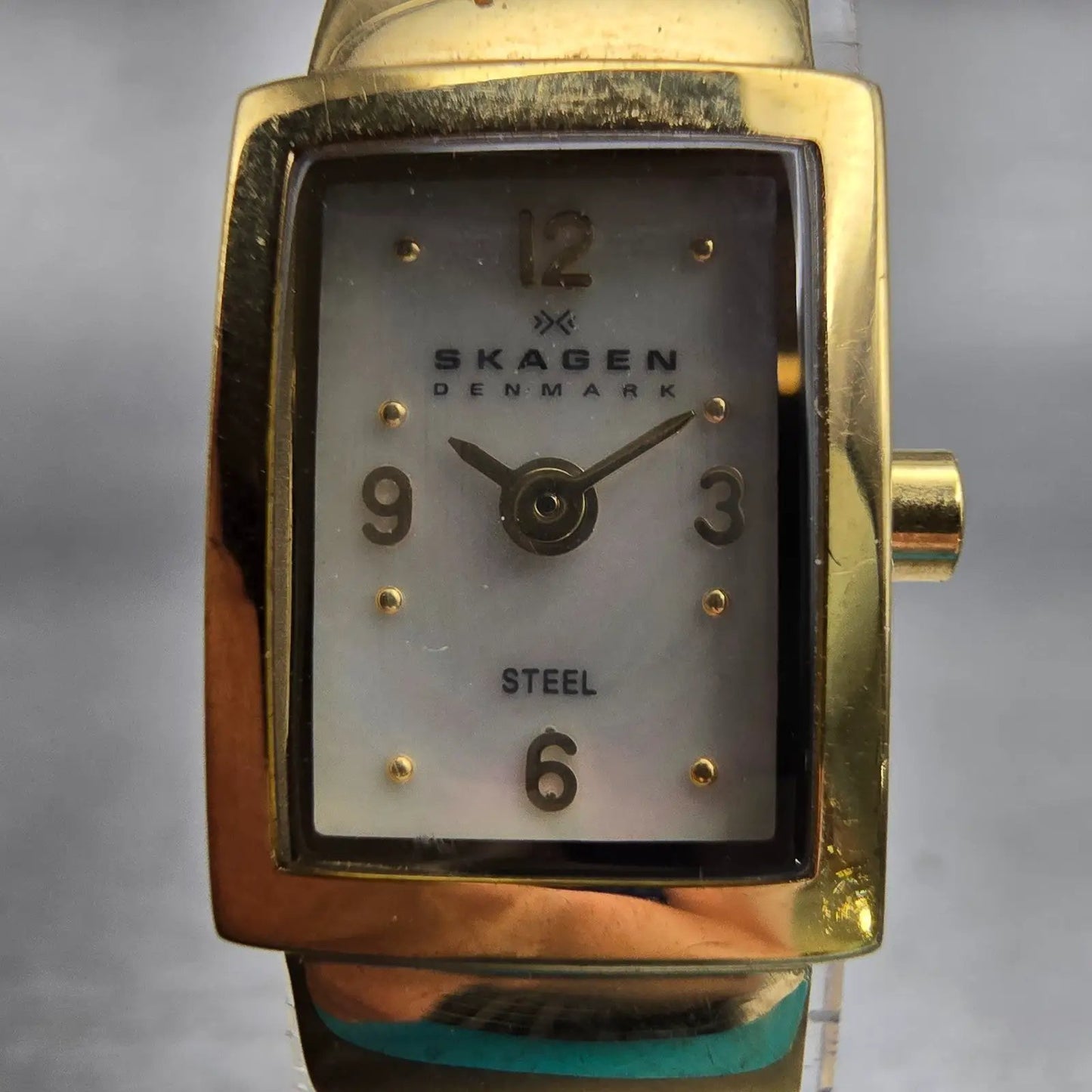 Skagen Tank Watch Women 14mm MOP Dial Gold Tone Rectangle 490SGG New Battery B1
