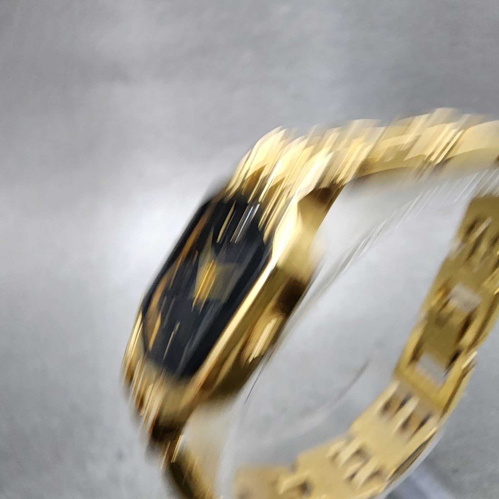 Elgin Watch Women 17mm Black Dial Gold Tone Hexagon EL394 New Battery2