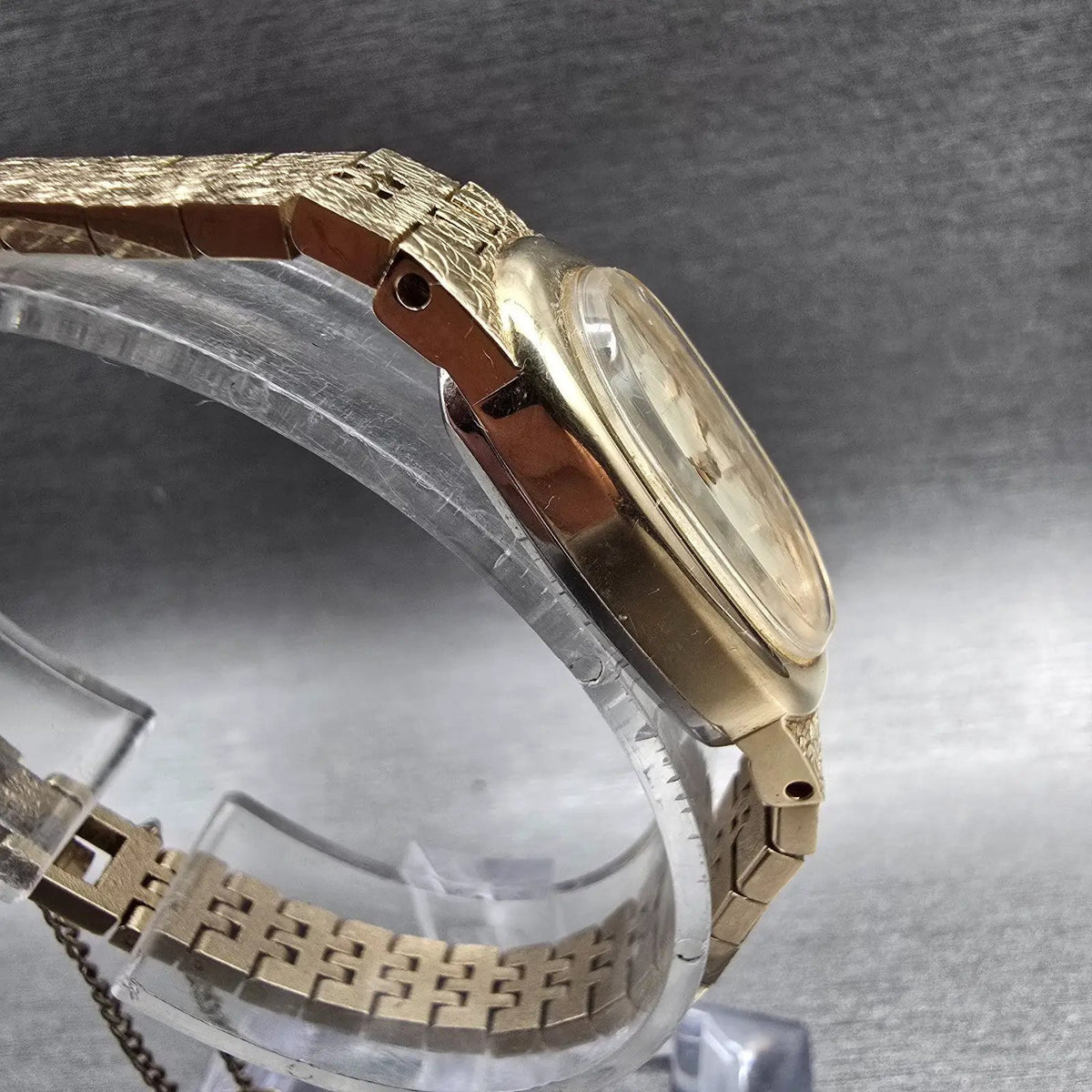 Seiko Watch Women 16mm Cream Dial Gold Tone Oval 11-8309 Manual Wind Vintage3