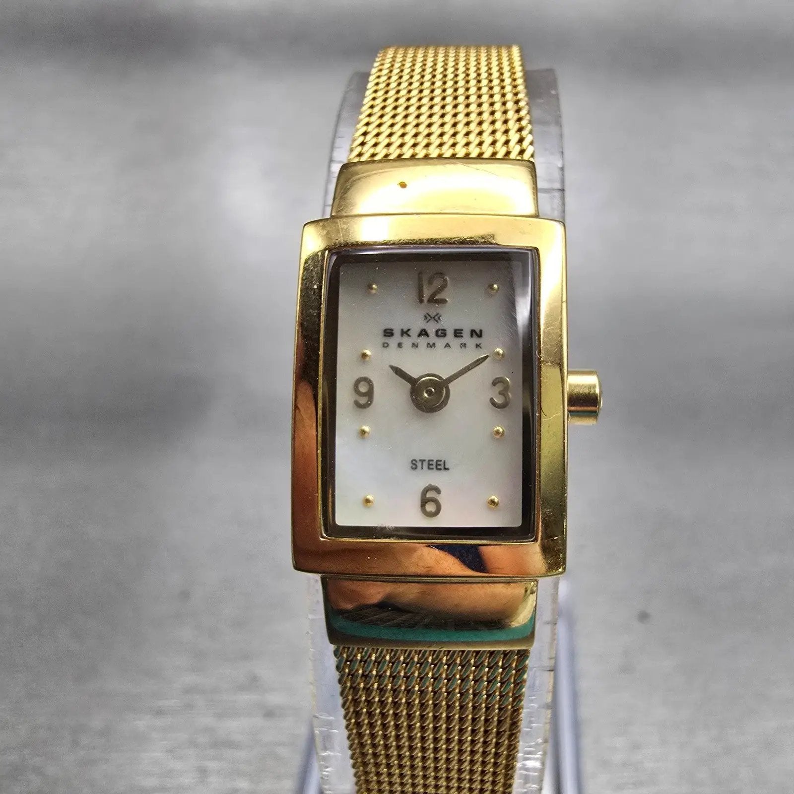 Skagen Tank Watch Women 14mm MOP Dial Gold Tone Rectangle 490SGG New Battery B0