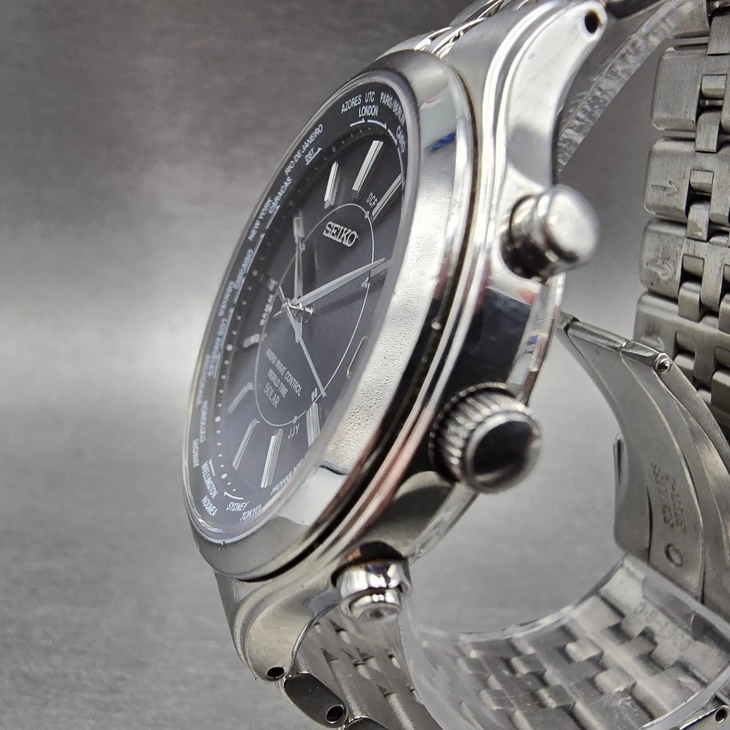 Seiko World Time Solar Watch Men 39mm Black Dial SteelAtomic 7B25-0AG0 READ!!!!!3