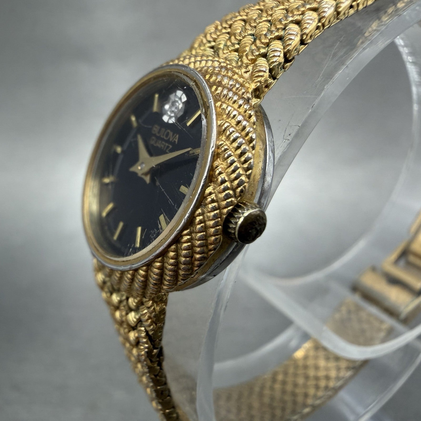 Bulova Watch Women 19mm Black Dial Gold Tone Round Mesh Band P7 New Battery VTG2