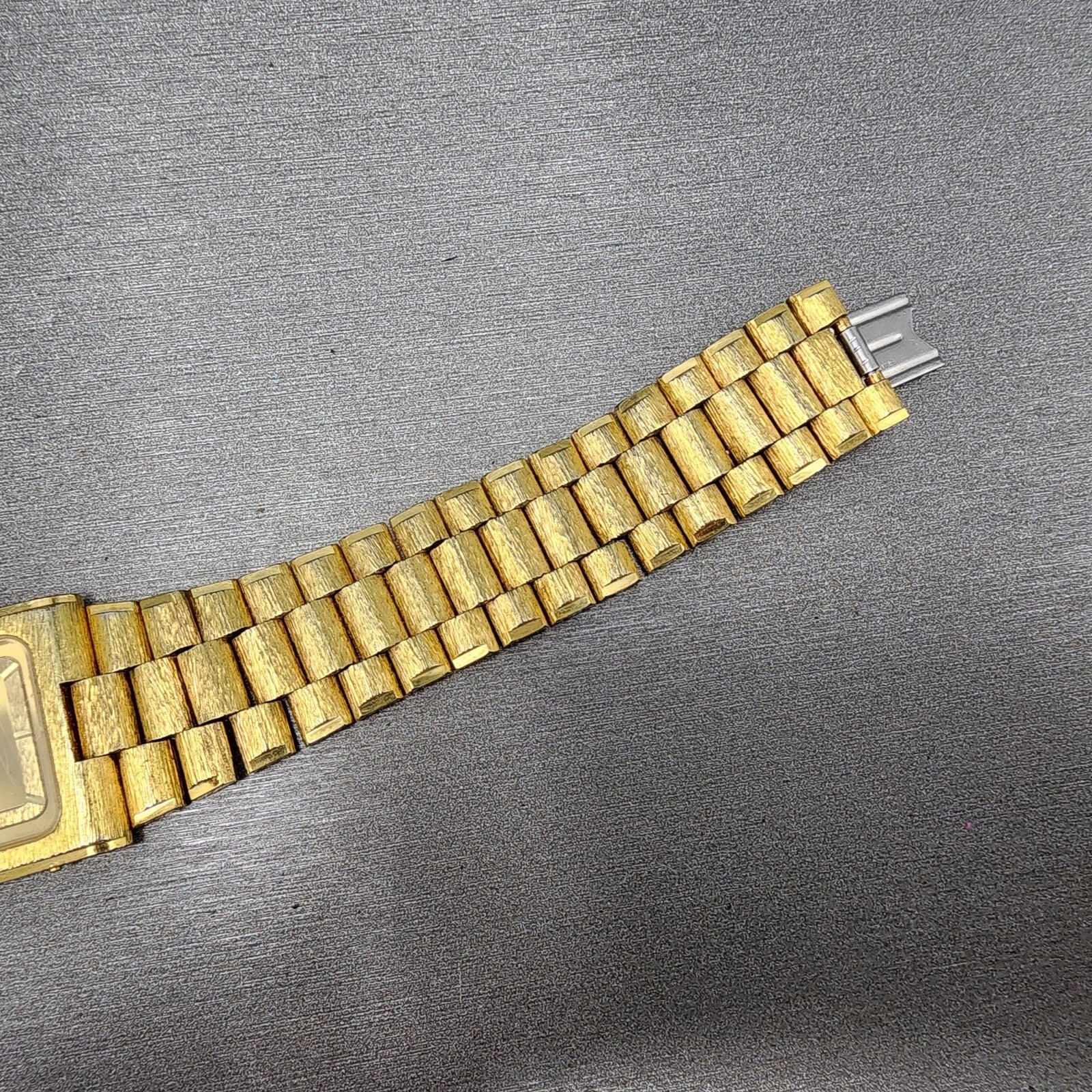 Longines Tank Watch Men 23mm Gold Dial Gold Tone Rectangle PARTS Vintage8