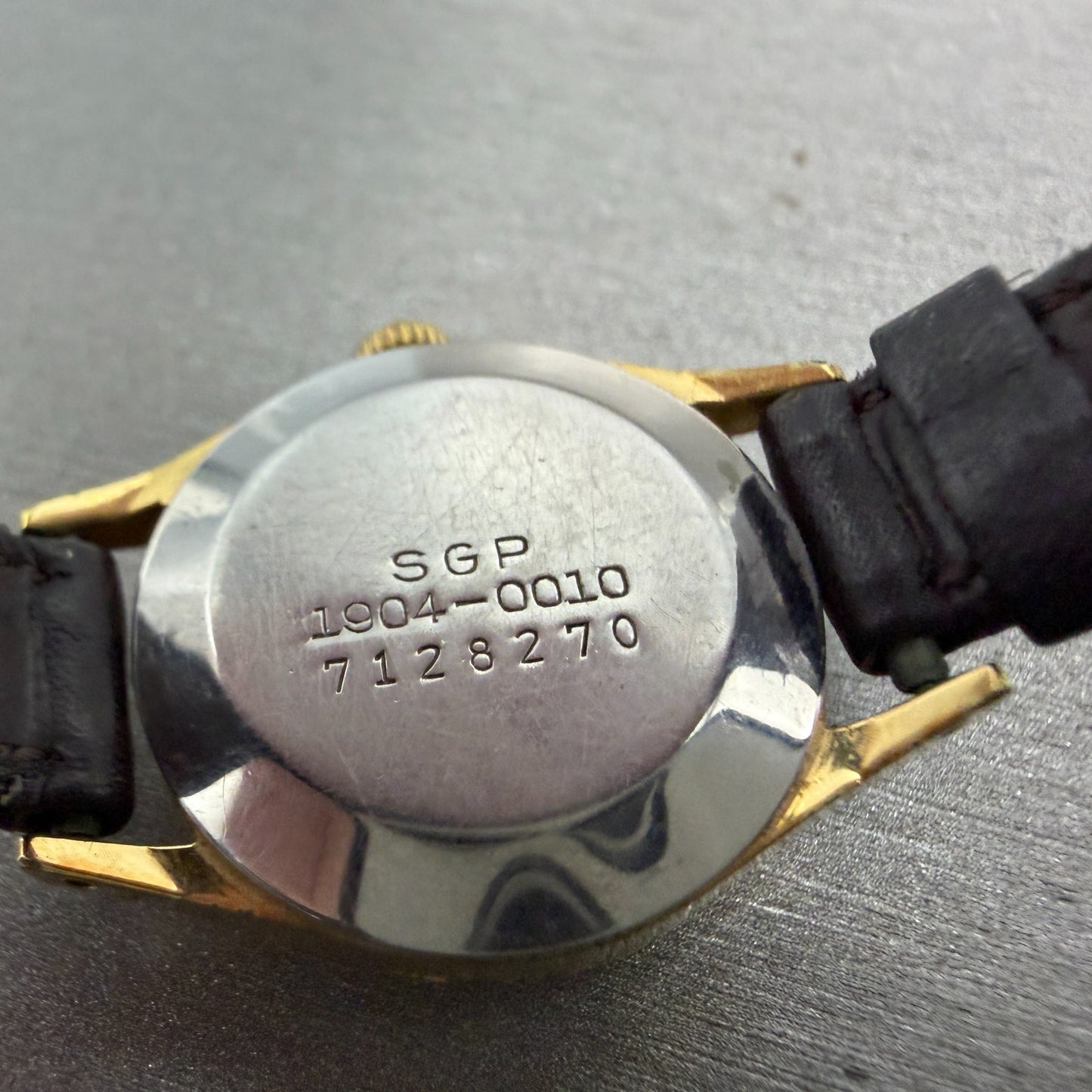 Seiko Venus Watch Women 23mm Silver Dial Gold Tone Round Manual 1904-0010 Runs9
