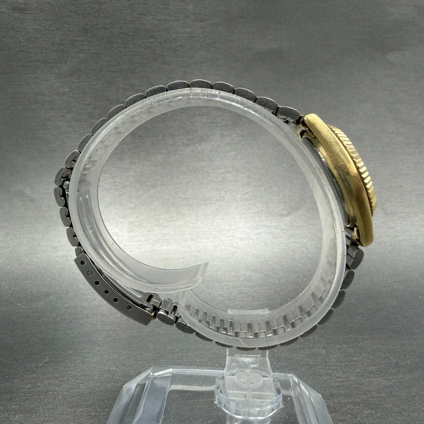 Seiko SQ Watch Women 24mm Champagne Dial Gold Tone Daydate 2a23-0030 New Batt GV8