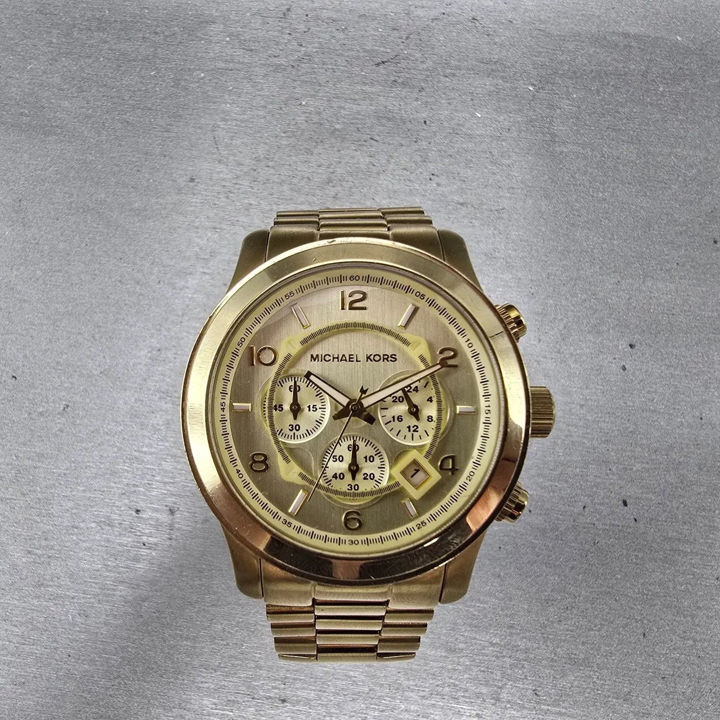Michael Kors Runway Chronograph Watch Men 45mm Champagne Dial Gold Tone New Batt0
