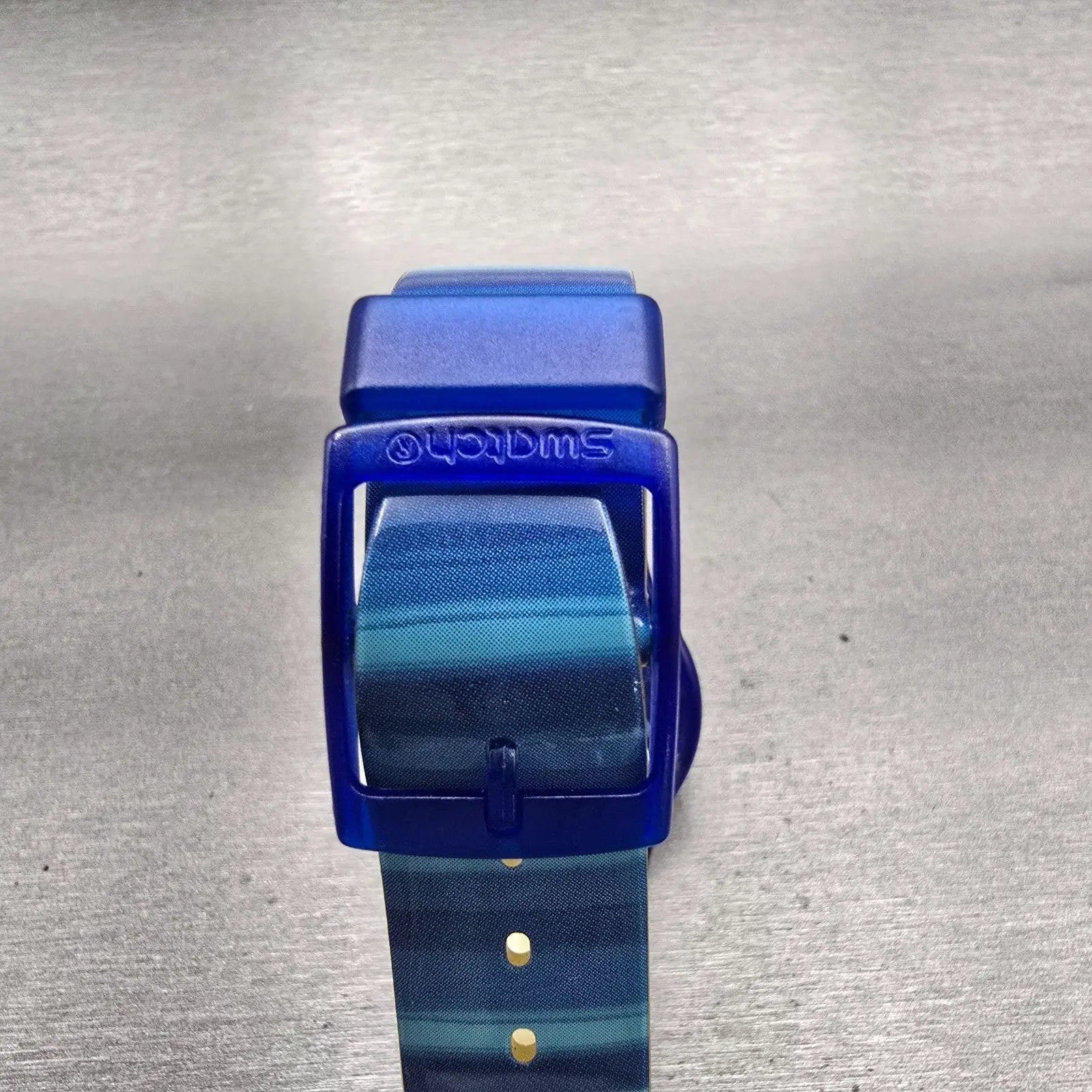 Swatch LINAJOLA Watch Men 34mm Blue Dial Blue Tone Round GN237 New Battery D7