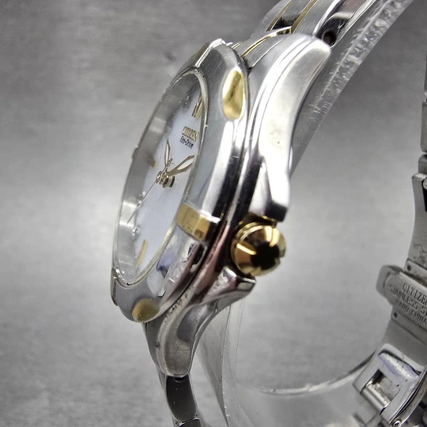 Citizen Eco-Drive Watch Women 29mm White Dial Two Tone Date Runs2