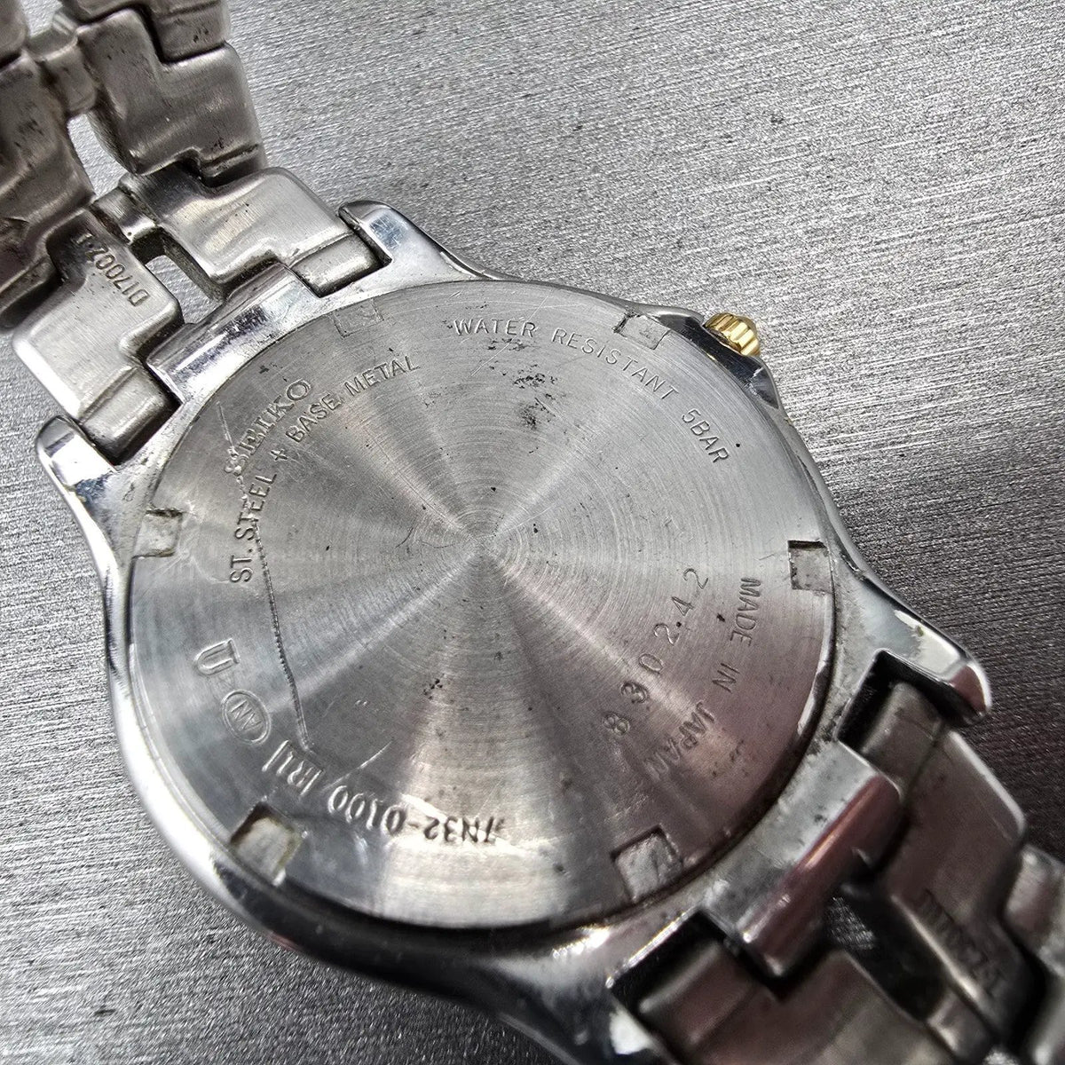 Seiko Watch Men 35mm Champagne Dial Two Tone Date Round 7N32-0100 New Battery10