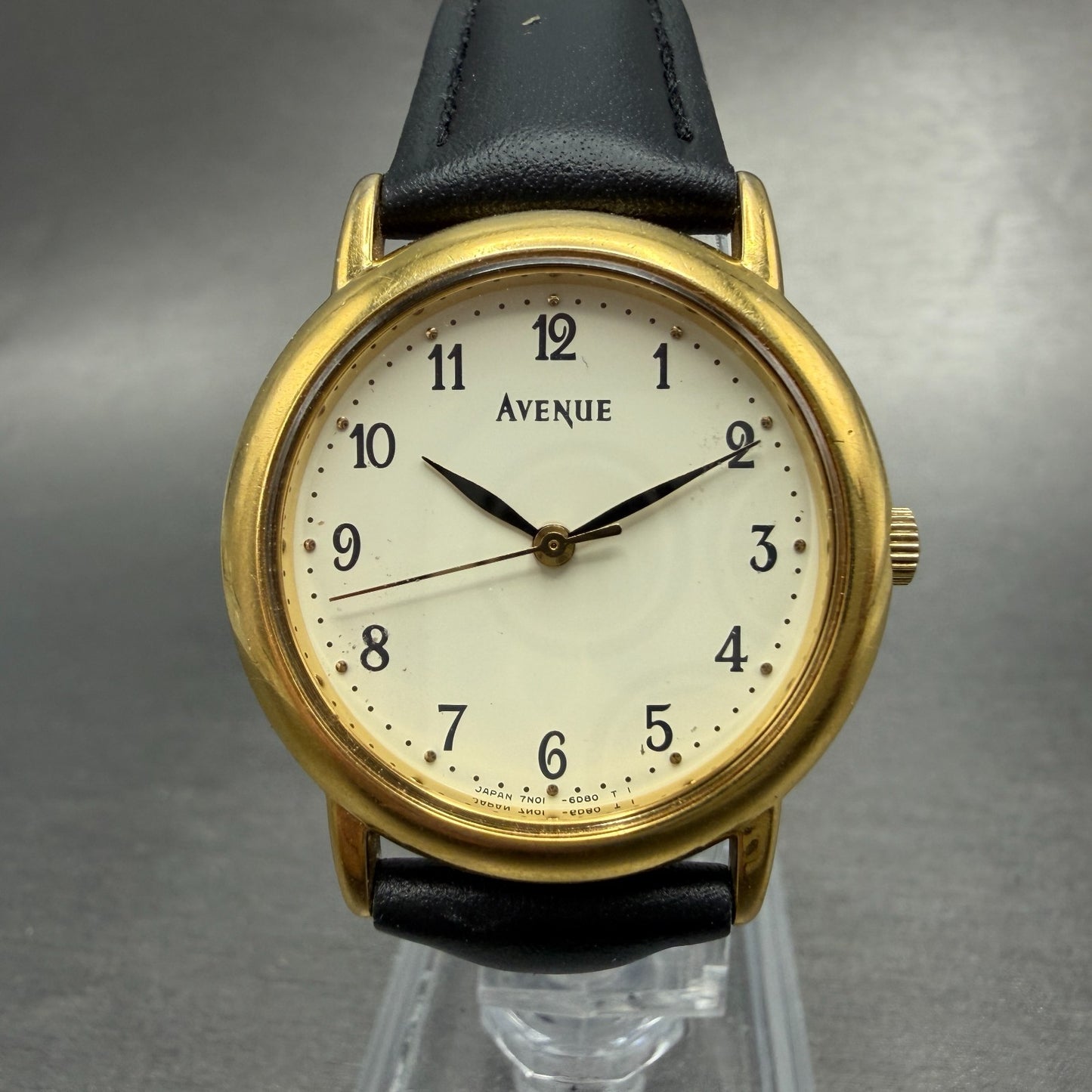 Seiko Avenue Watch Women 29mm Cream Dial Gold Tone Round 7N01-6D50 New Battery0