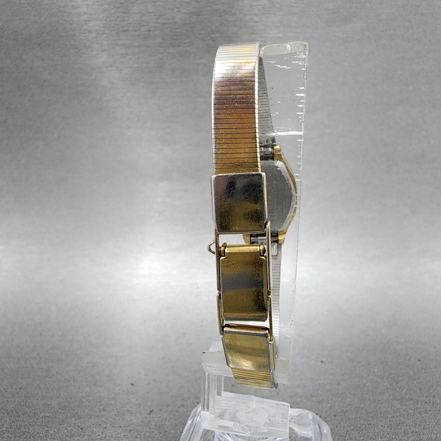 Citizen CQ Watch Women 17mm Champagne Dial Gold Tone 3220S02147 New Battery7