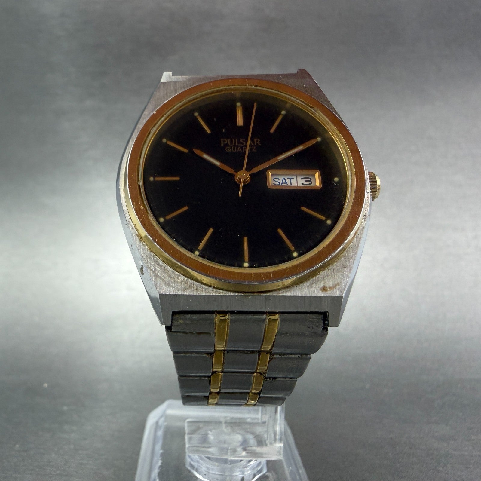 Pulsar Watch Men 37mm Black Dial Two Tone Daydate V733-X004 Round New Battery5
