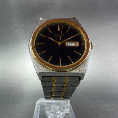 Pulsar Watch Men 37mm Black Dial Two Tone Daydate V733-X004 Round New Battery5