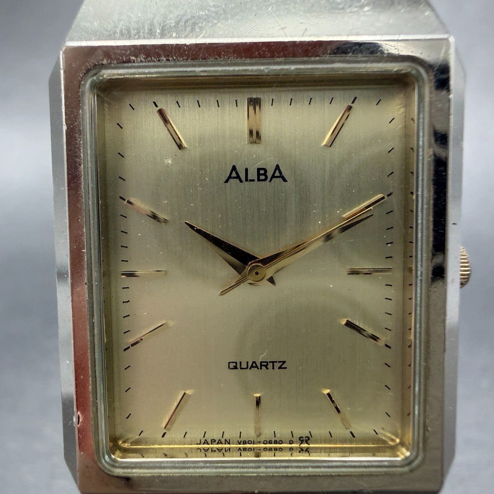 Seiko Alba Tank Watch Unisex 25mm Champagne Dial Gold Tone V801-5100 NewBattery1