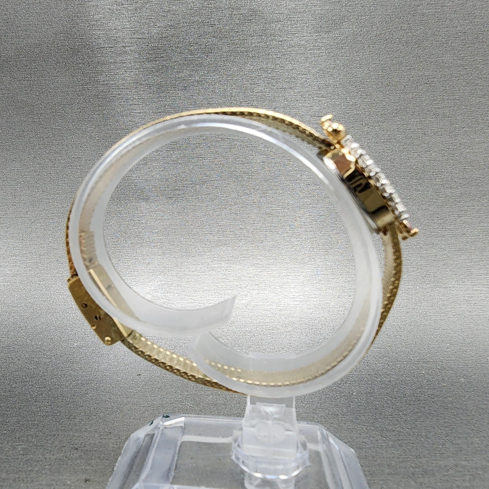 Armitron Deauville Diamond Watch Women 15mm Gold Dial Gold Tone Oval New Battery8