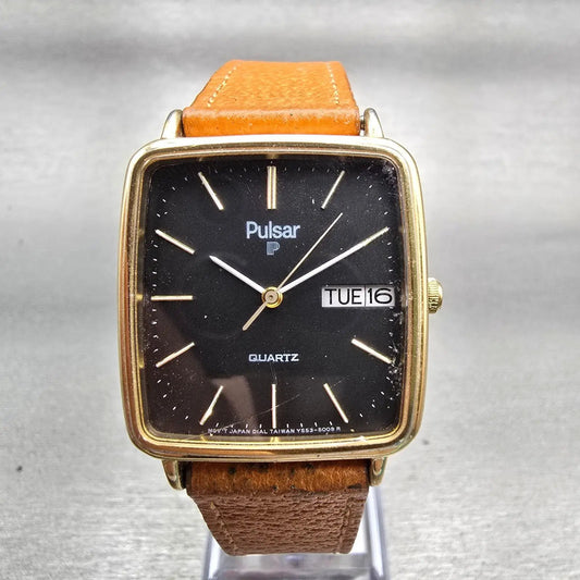 Seiko Pulsar Watch Men 29mm Black Dial Gold Tone Daydate Y553-5009 New Battery0