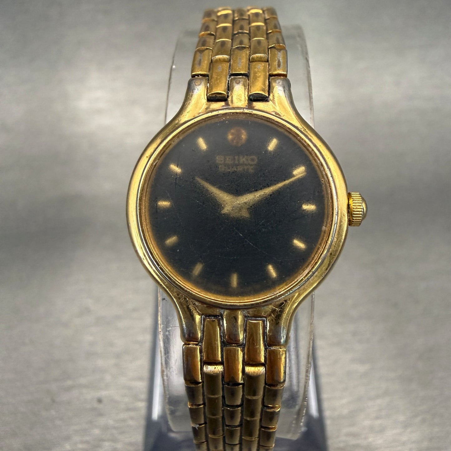Seiko Watch Women 19mm Black Dial Gold Tone Round 1N00-0B29 New Battery0