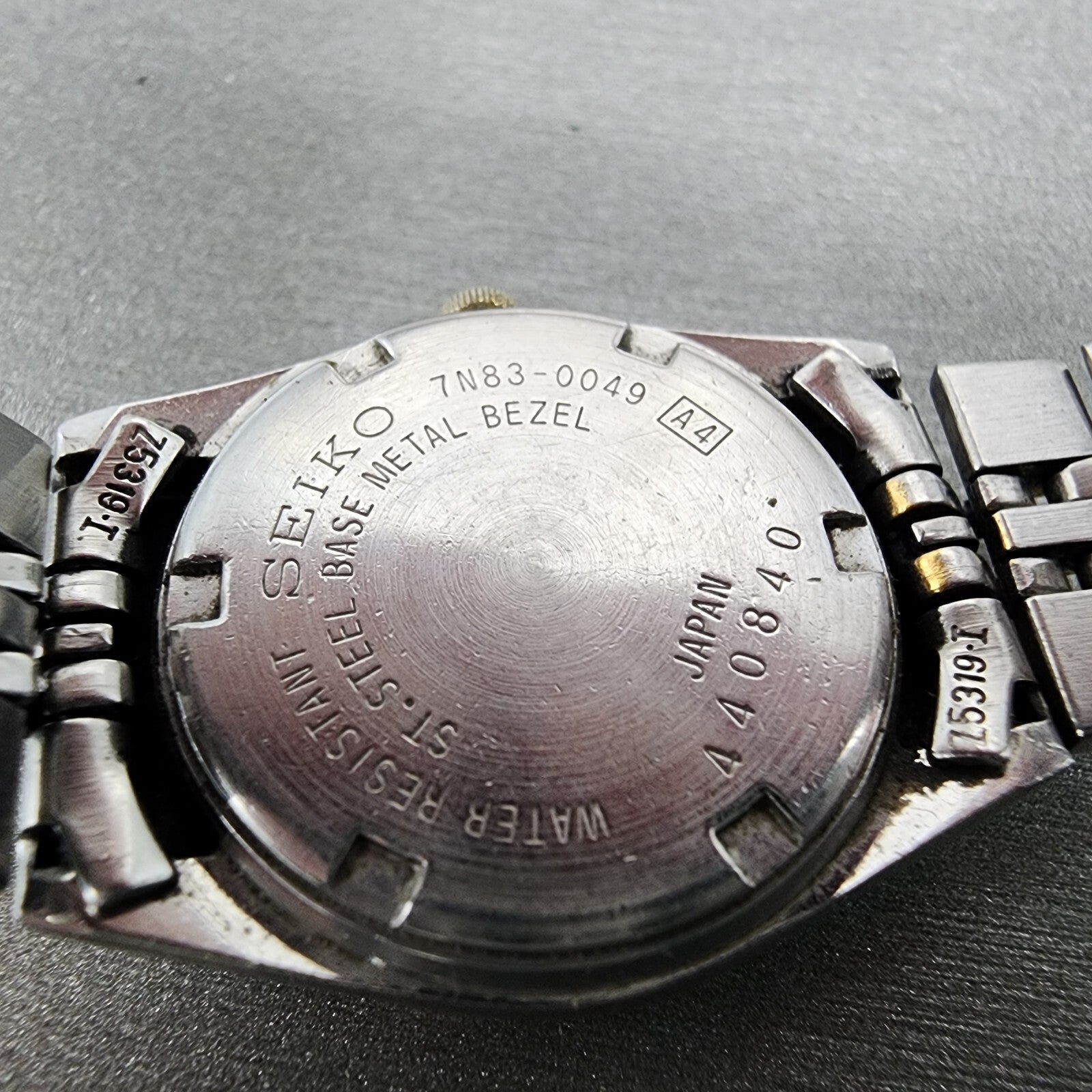 Seiko Watch Women 24mm White Dial Two Tone Daydate Round 7n830049 New Battery J9