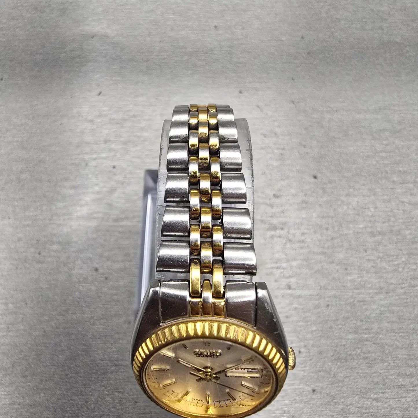 Seiko Watch Women 24mm Silver Dial Two Tone Daydate Round 7N83-0041 New Battery4