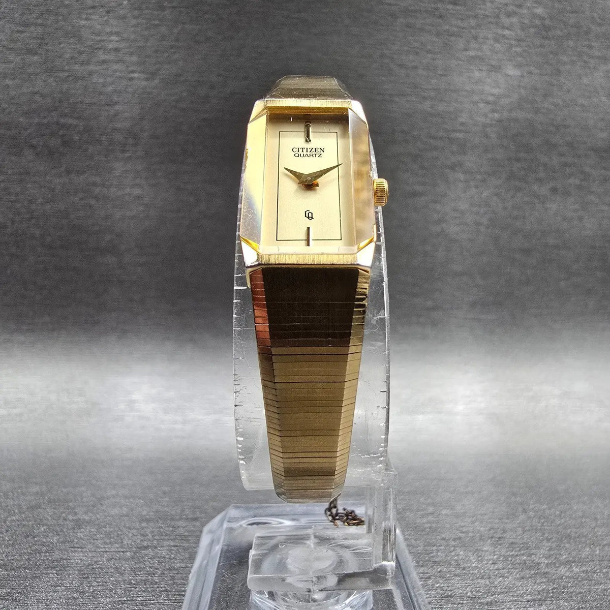 Citizen CQ Watch Women 13mm Gold Dial Gold Tone Rectangle 2250-242068 New Batt5