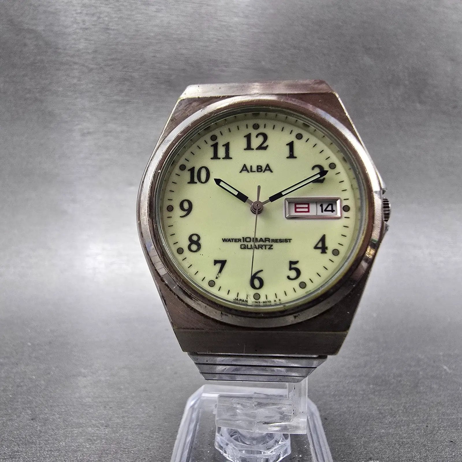 Seiko Alba Watch Men 36mm Luminous Dial Silver Tone Daydate V743-8020 PARTS VTG6